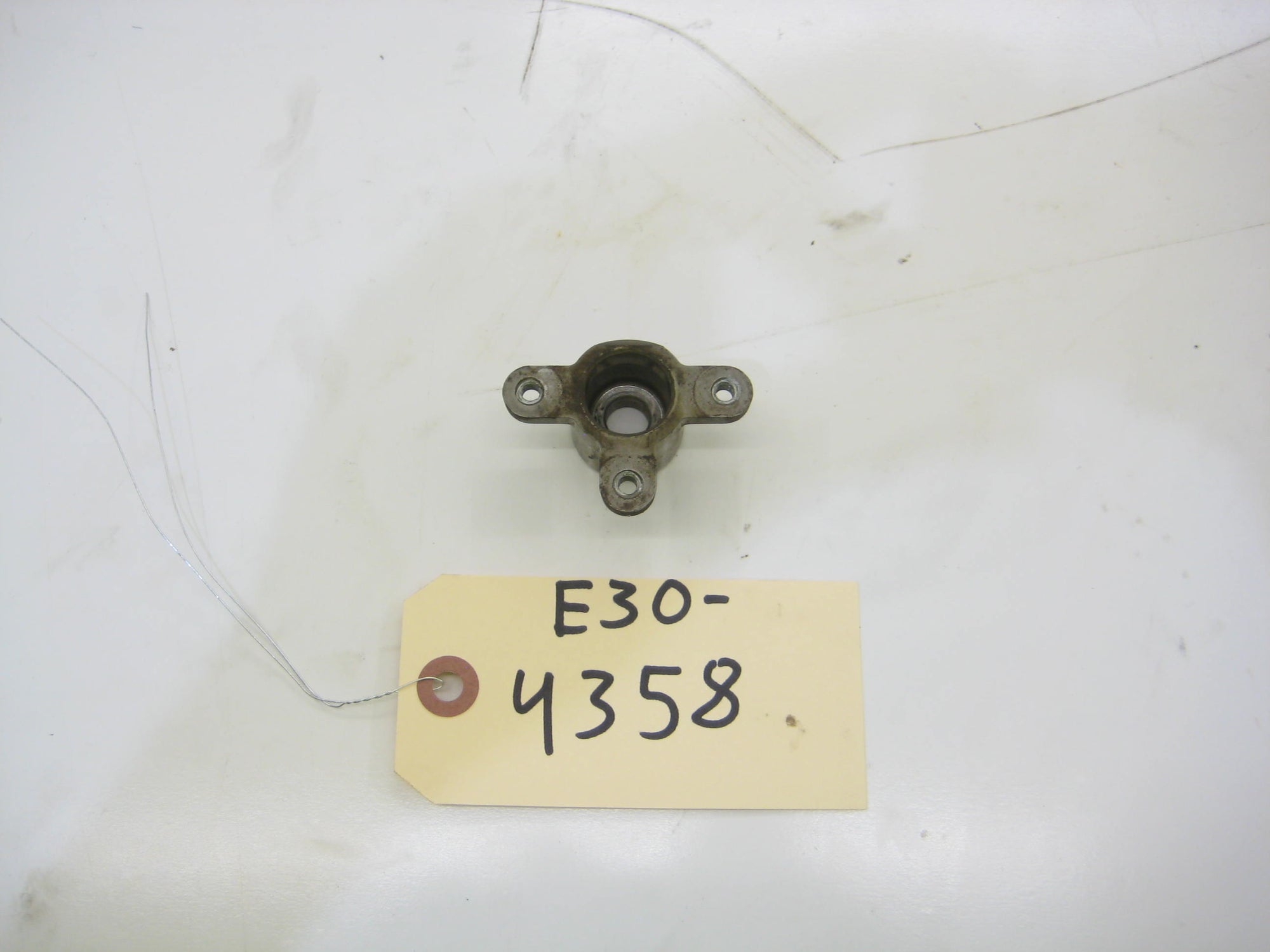 M20 Distributor Rotor Mount