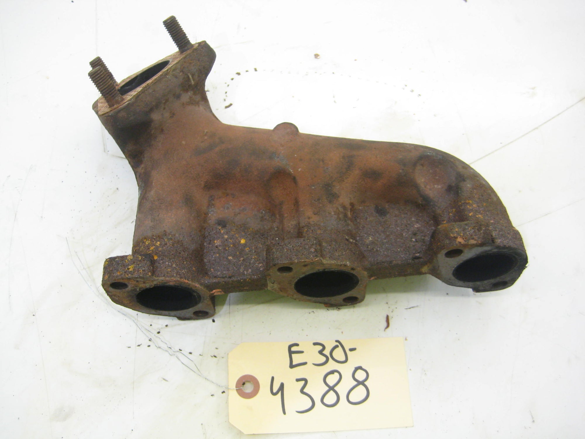 M20 Exhaust Manifold Cylinders 123
