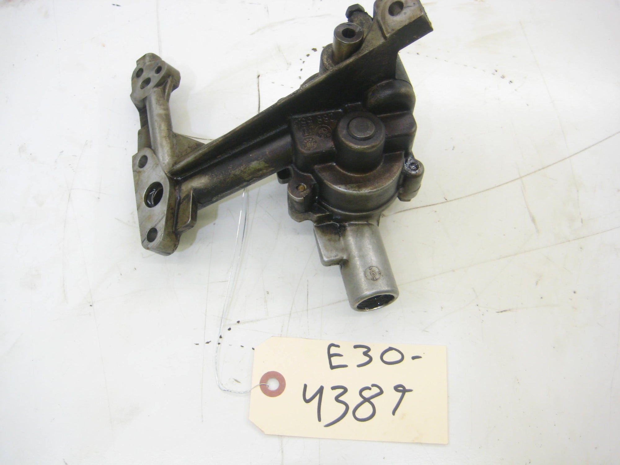 325iX M20 Oil Pump