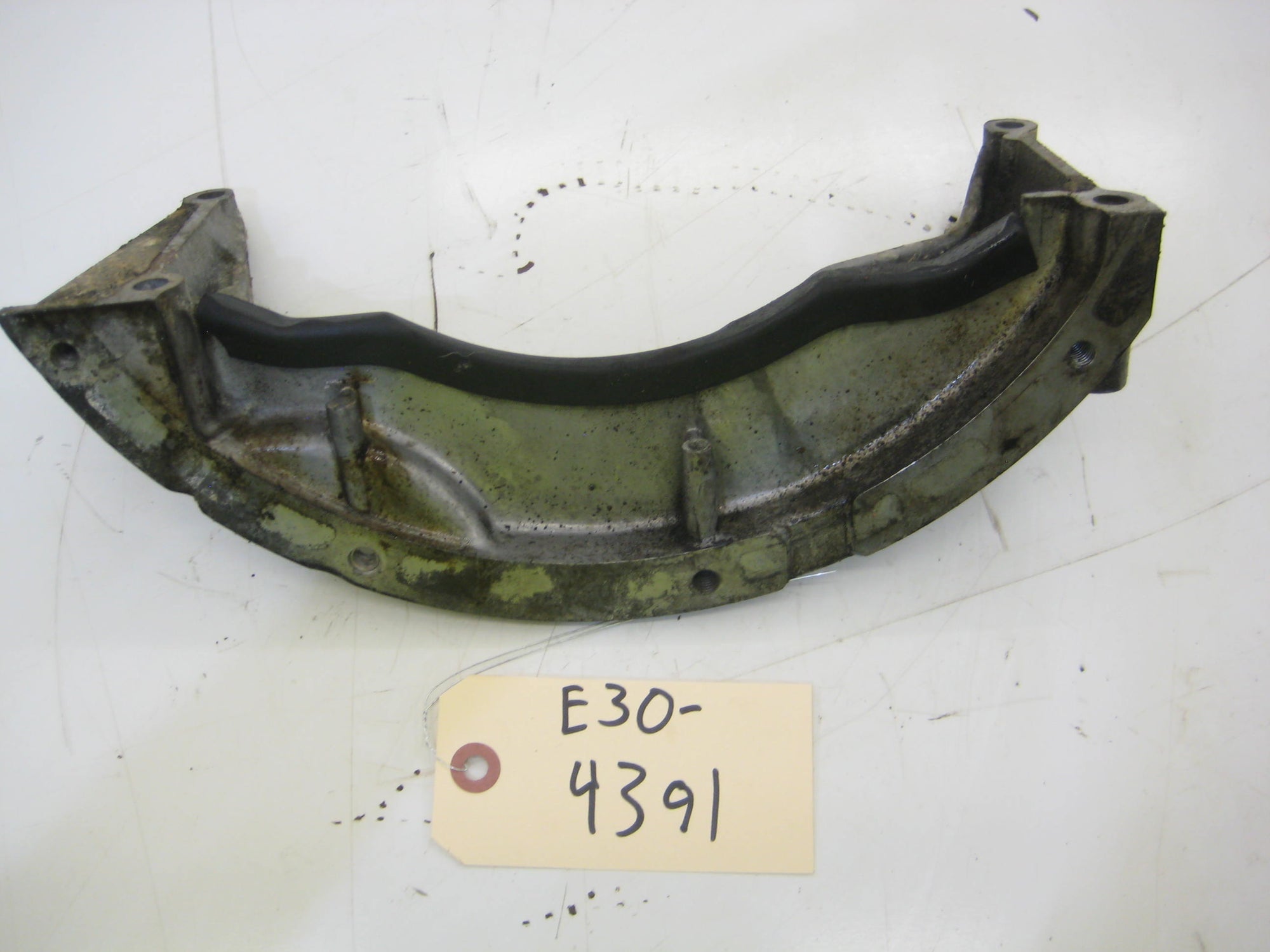 325iX Transmission Bowl Reinforcement