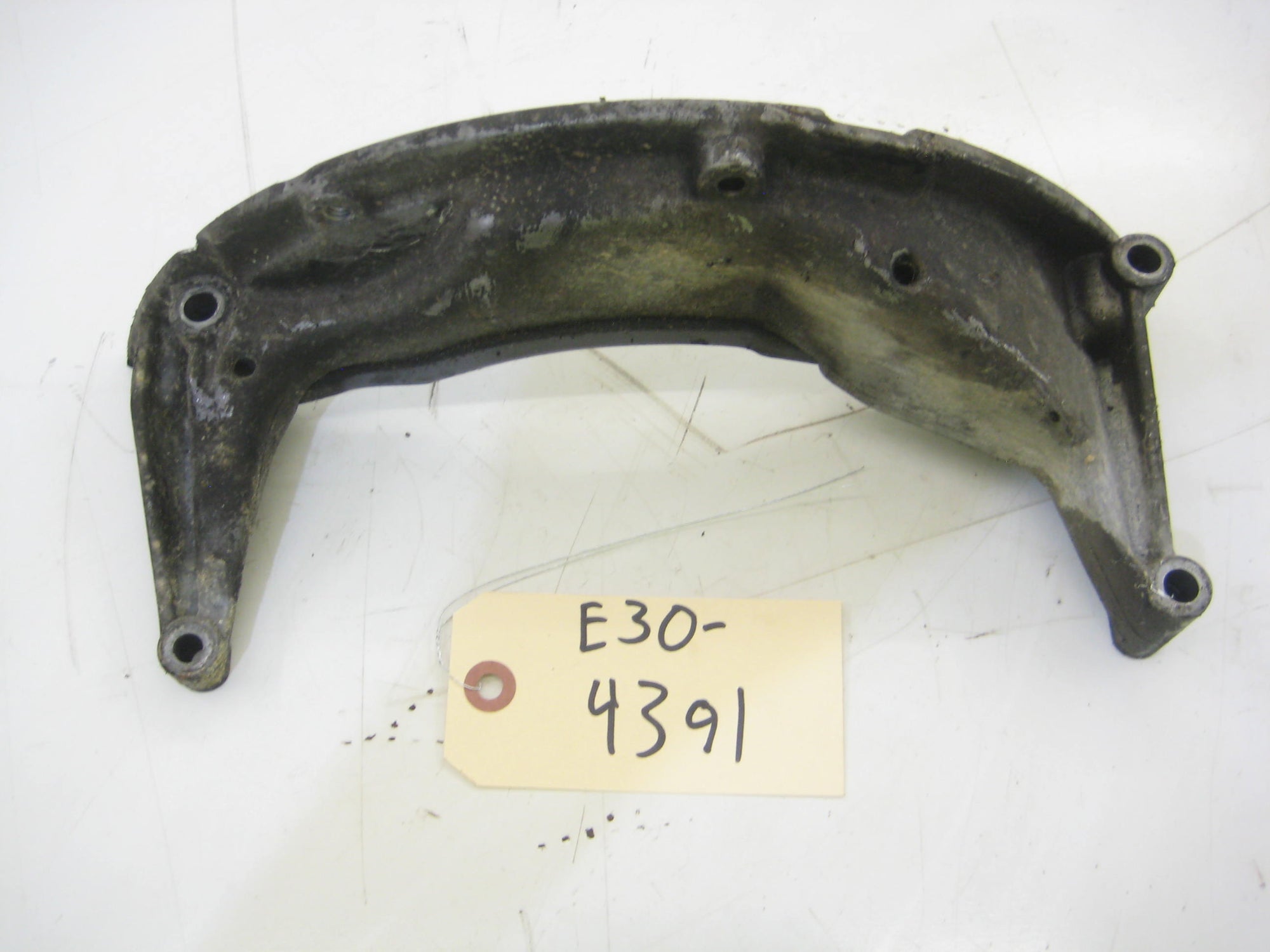 325iX Transmission Bowl Reinforcement