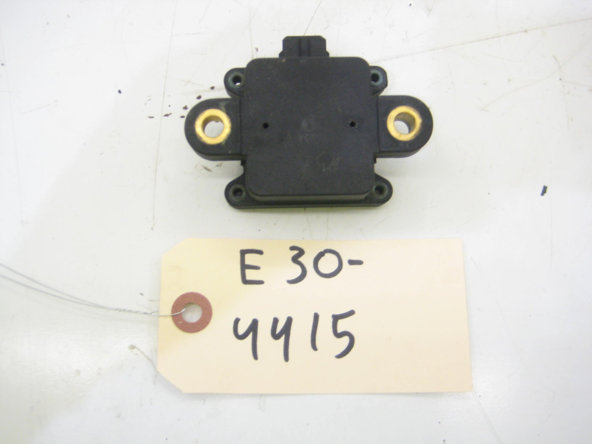 325iX Acceleration Sensor 0 265 005 003