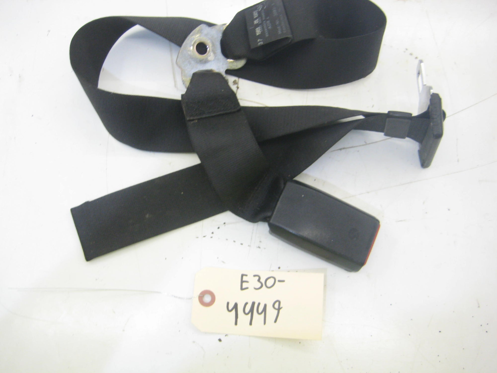 Rear Center Seat Belt