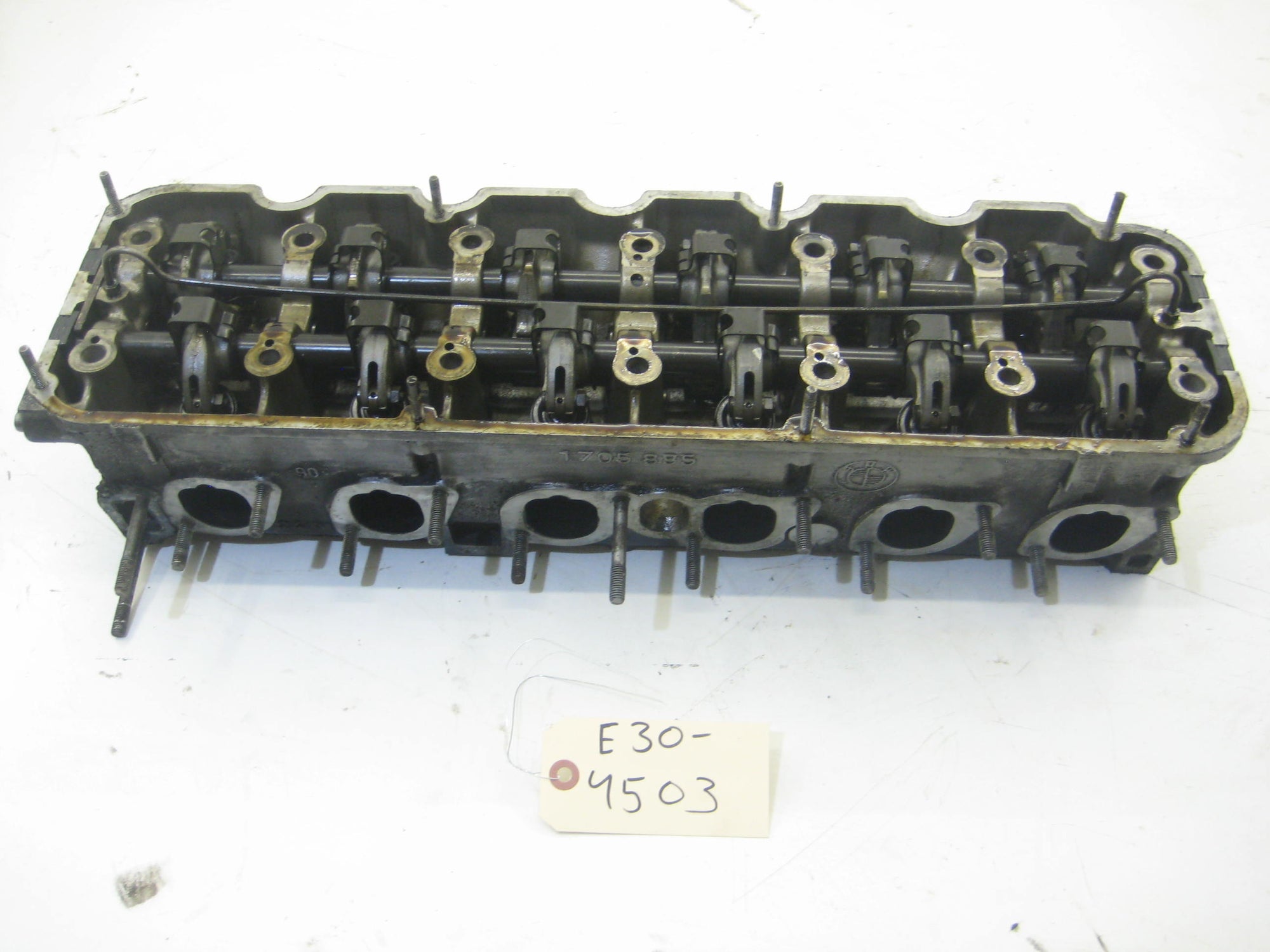 M20 885 Cylinder Head