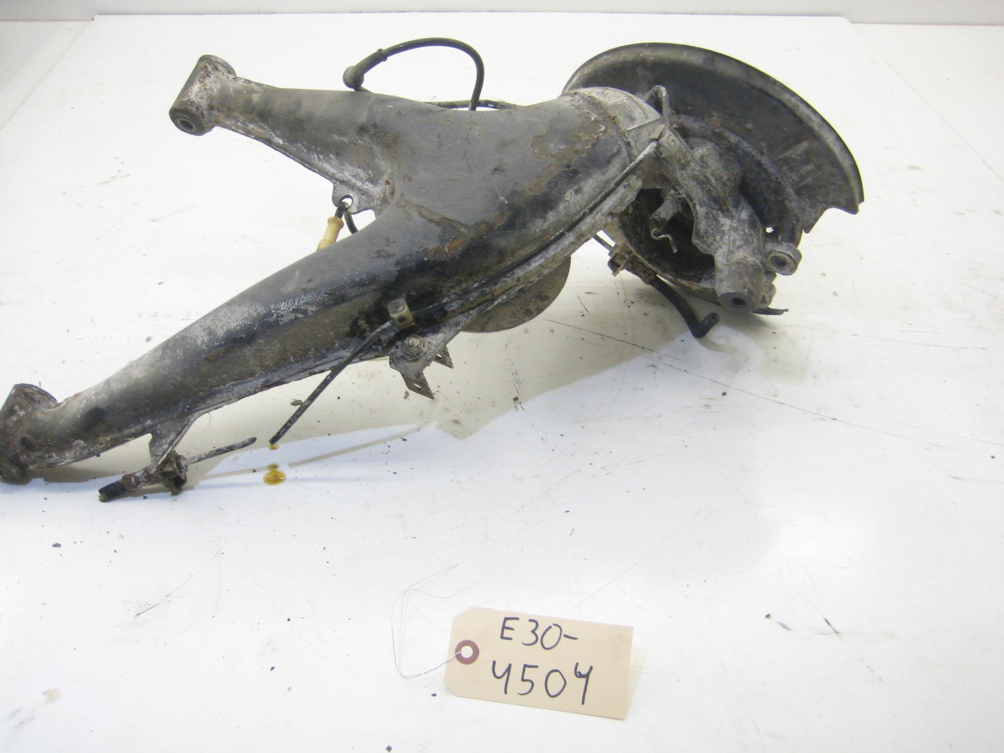 325iX Drivers Left Rear Trailing Arm