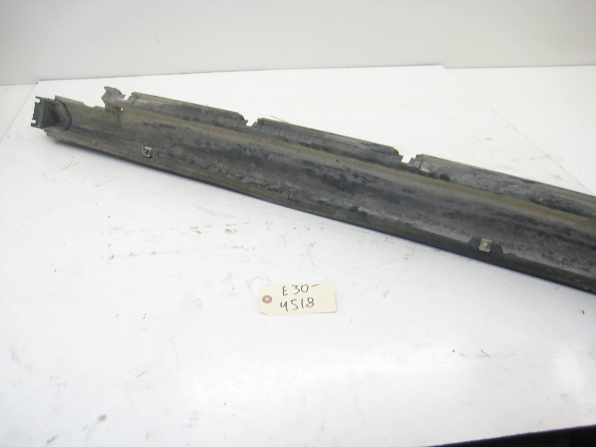 Left Drivers IX Side Skirt