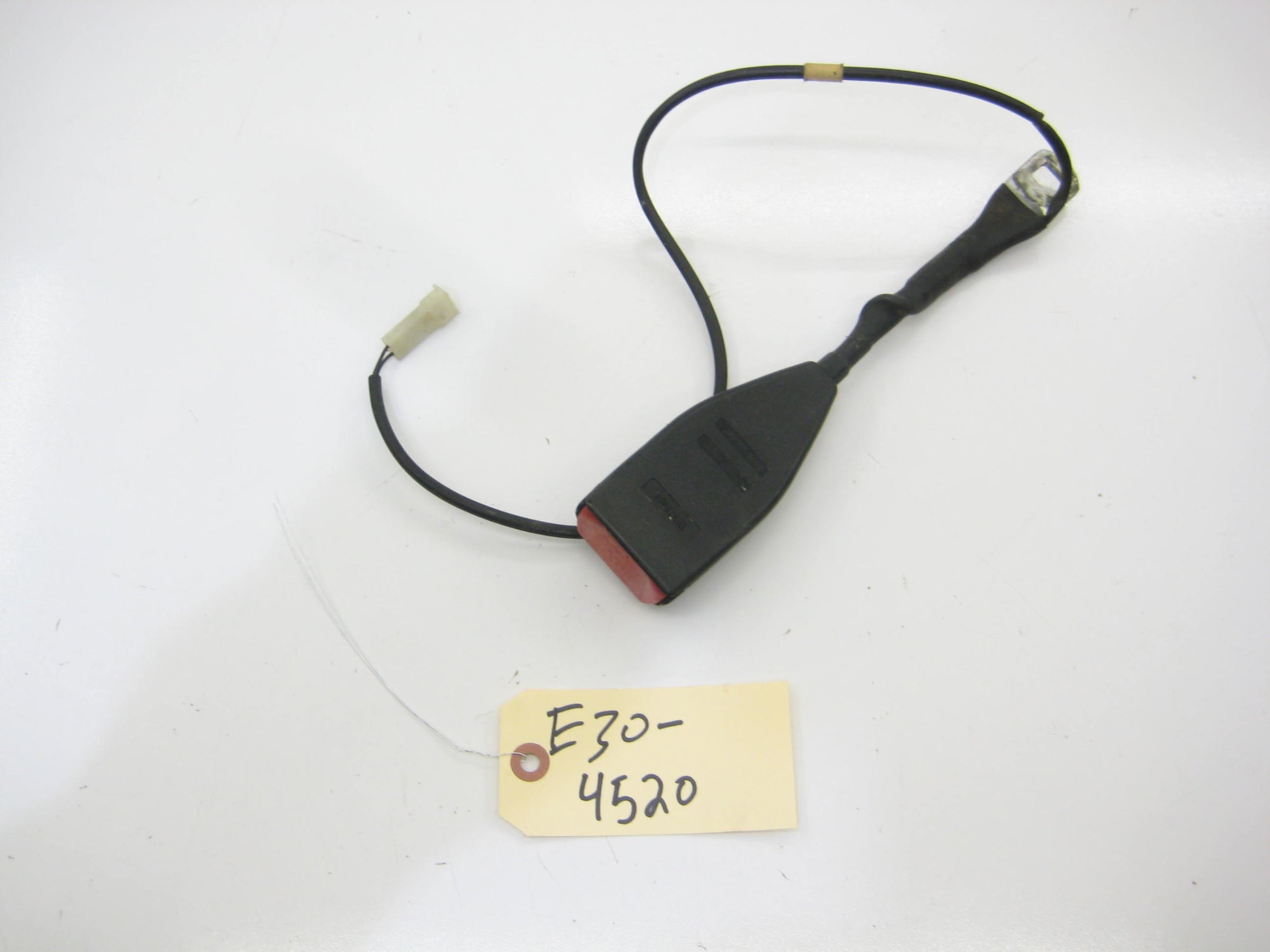 Front Seat Belt Receiver