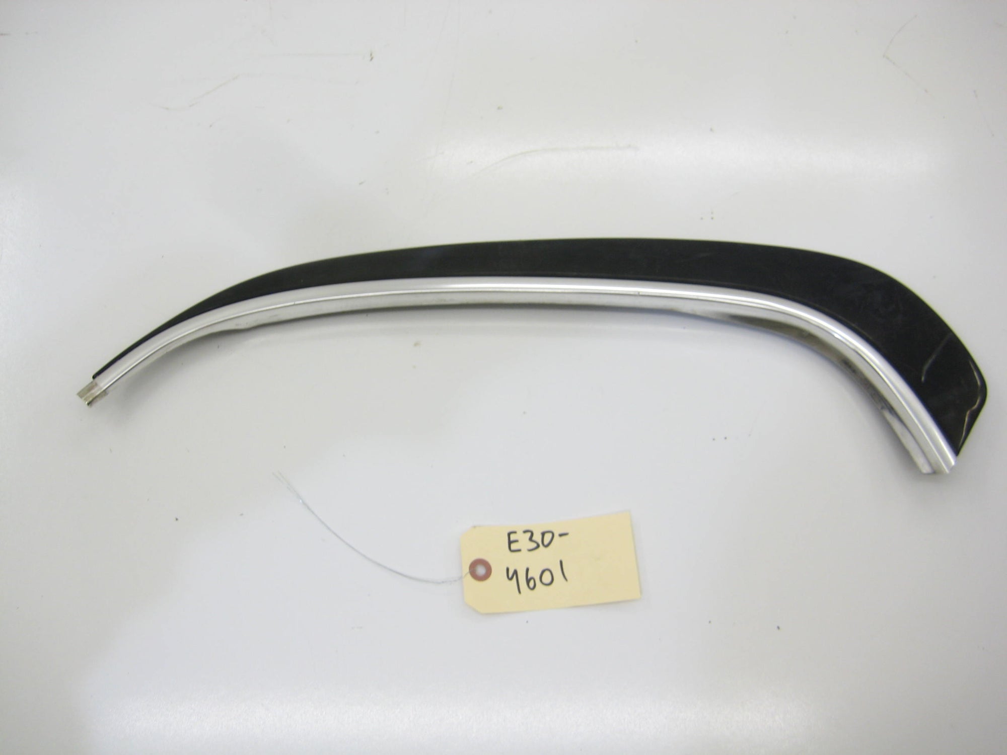 Left Driver Exterior C Pillar Trim