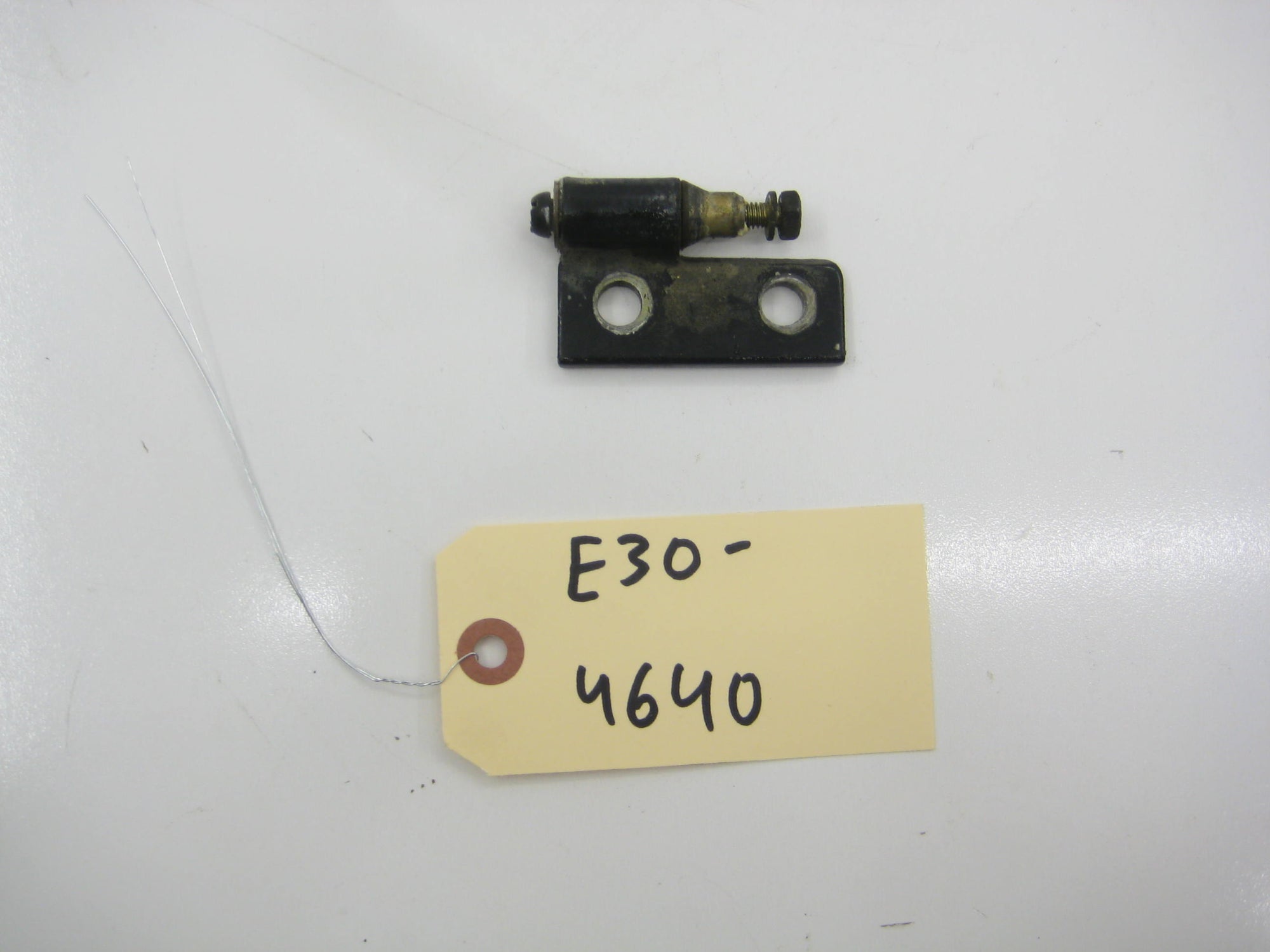 E30 Sedan Driver Front Upper Hinge