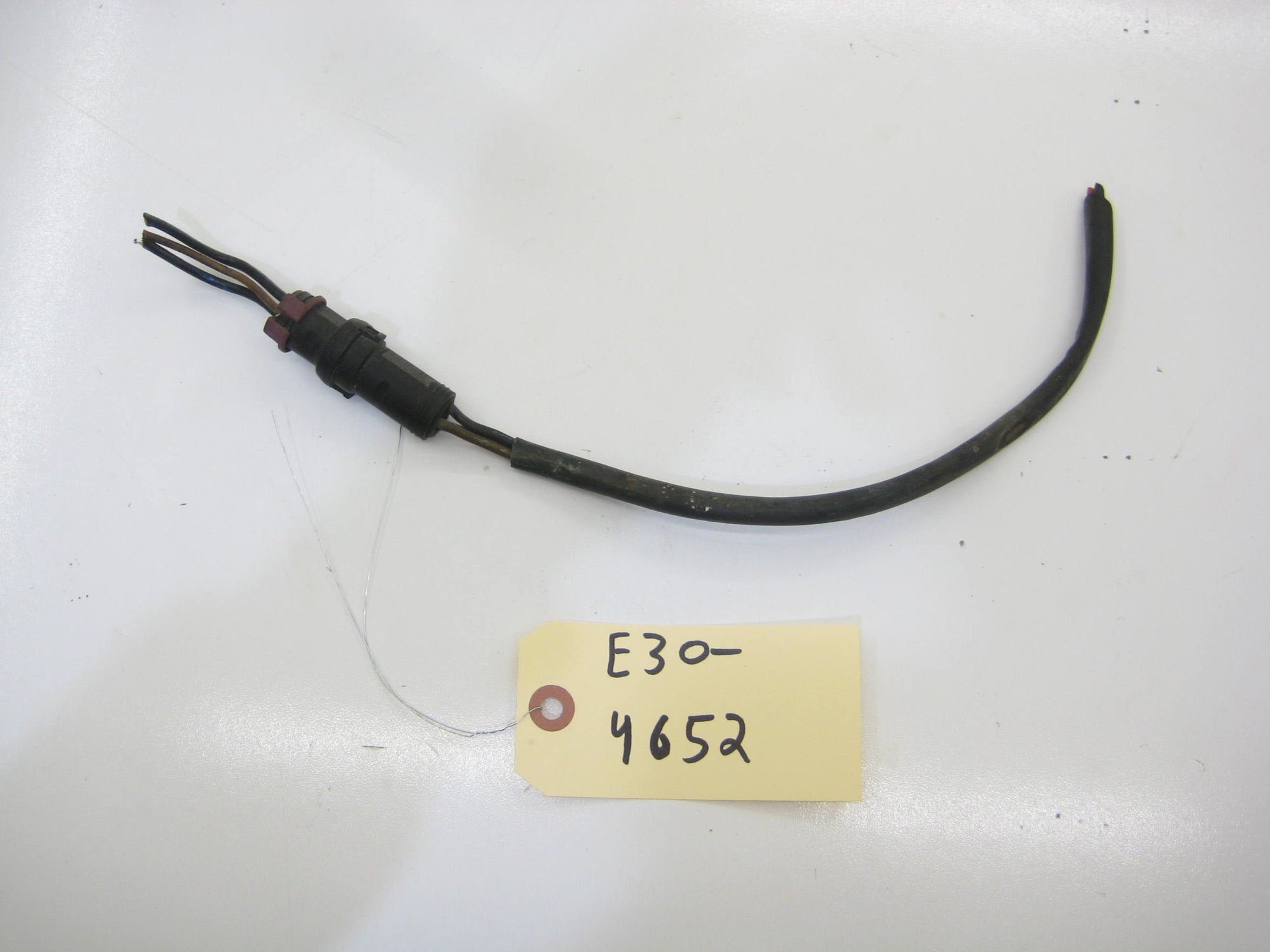 Aux Fan Pigtail