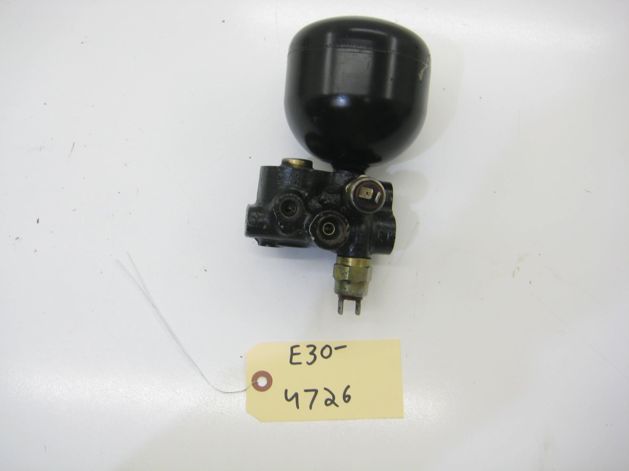 Hydro Boost Brake Bomb Accumulator