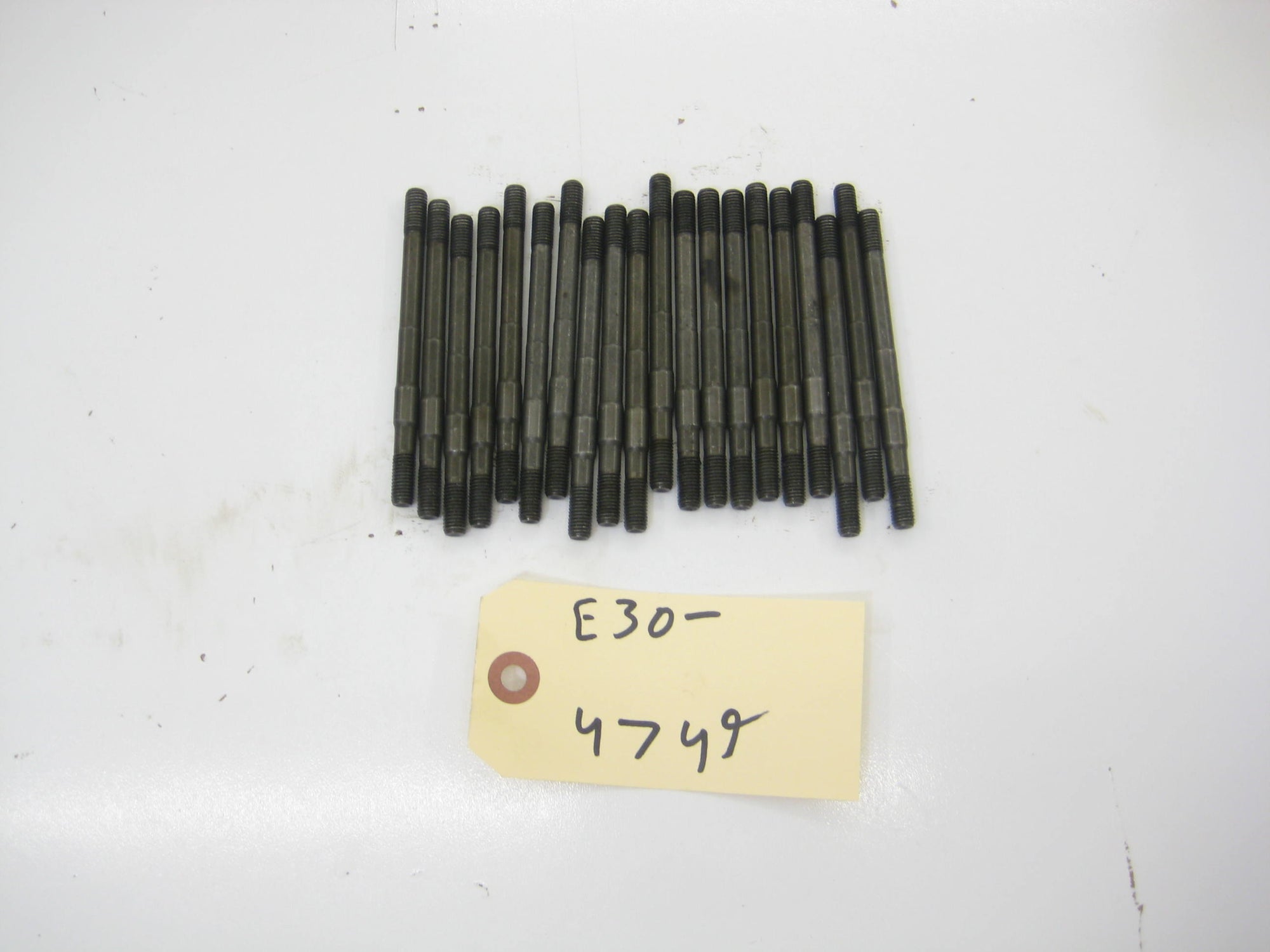M42 Cam Tray Studs