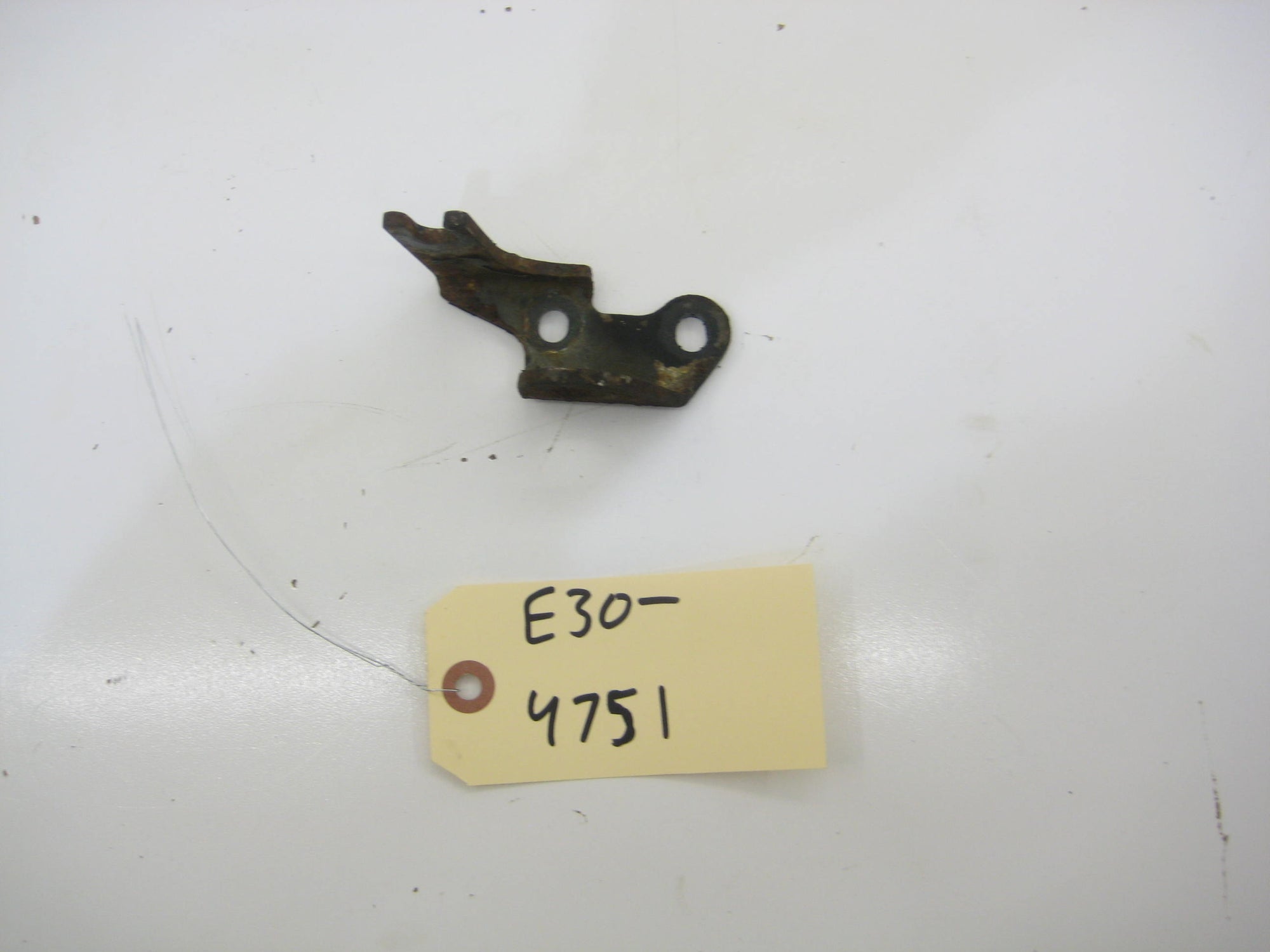 M42 Front Engine Hook Intake Support
