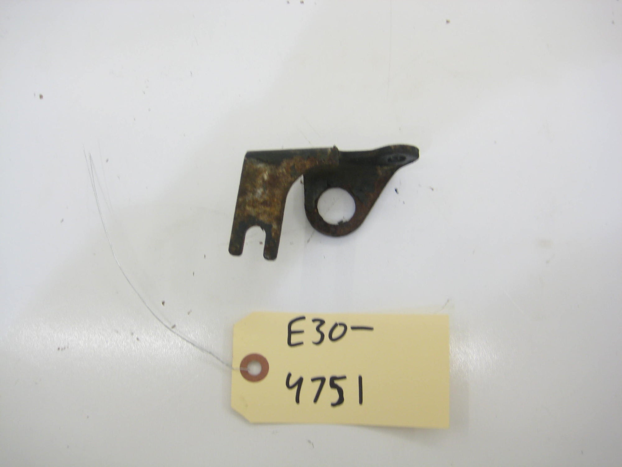 M42 Front Engine Hook Intake Support