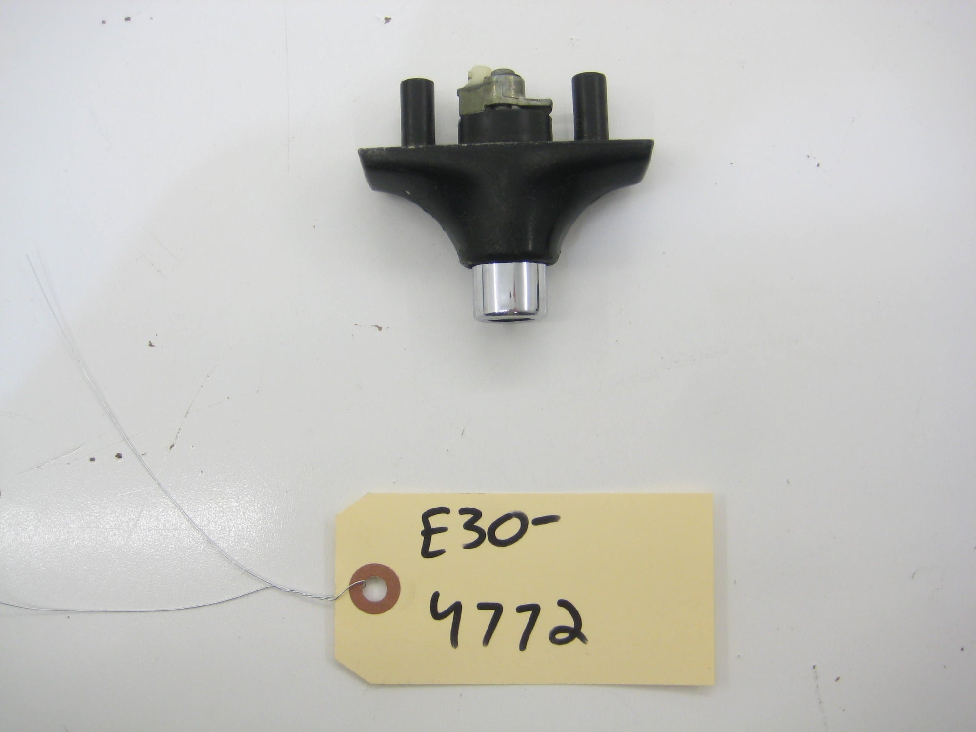 Trunk Lock Button Assembly