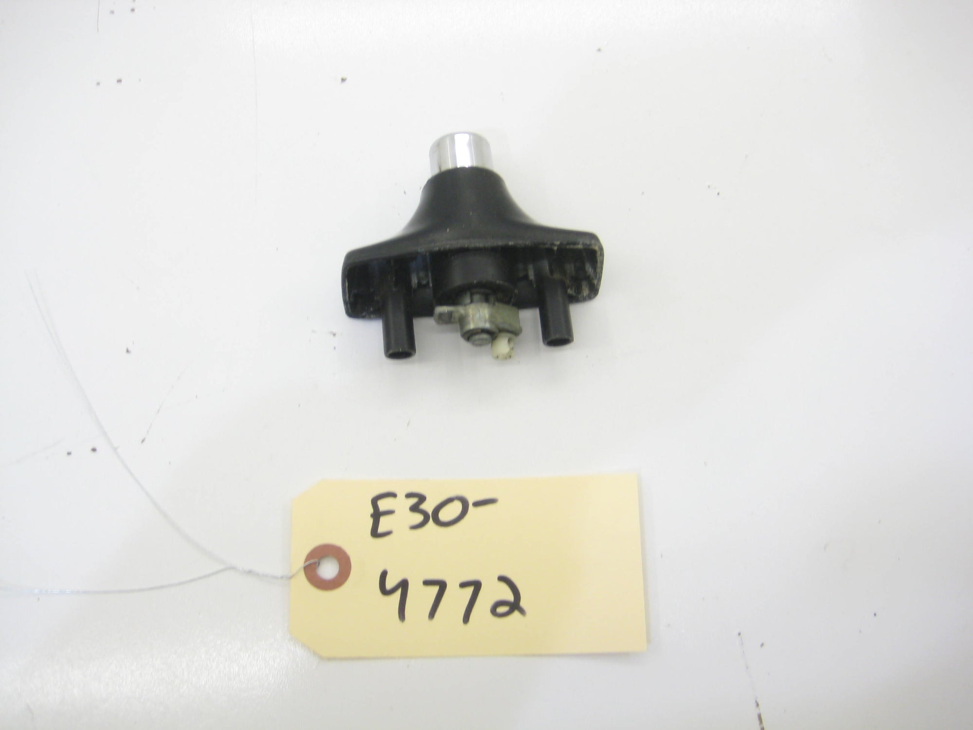 Trunk Lock Button Assembly