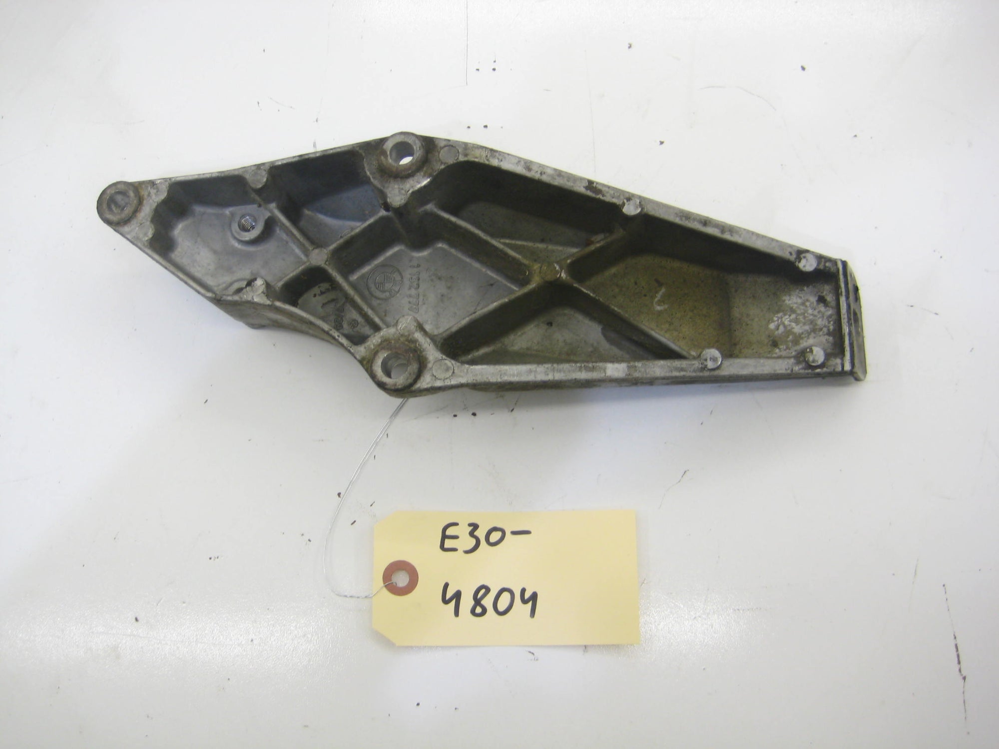 M42 Drivers Side Engine Mount Arm