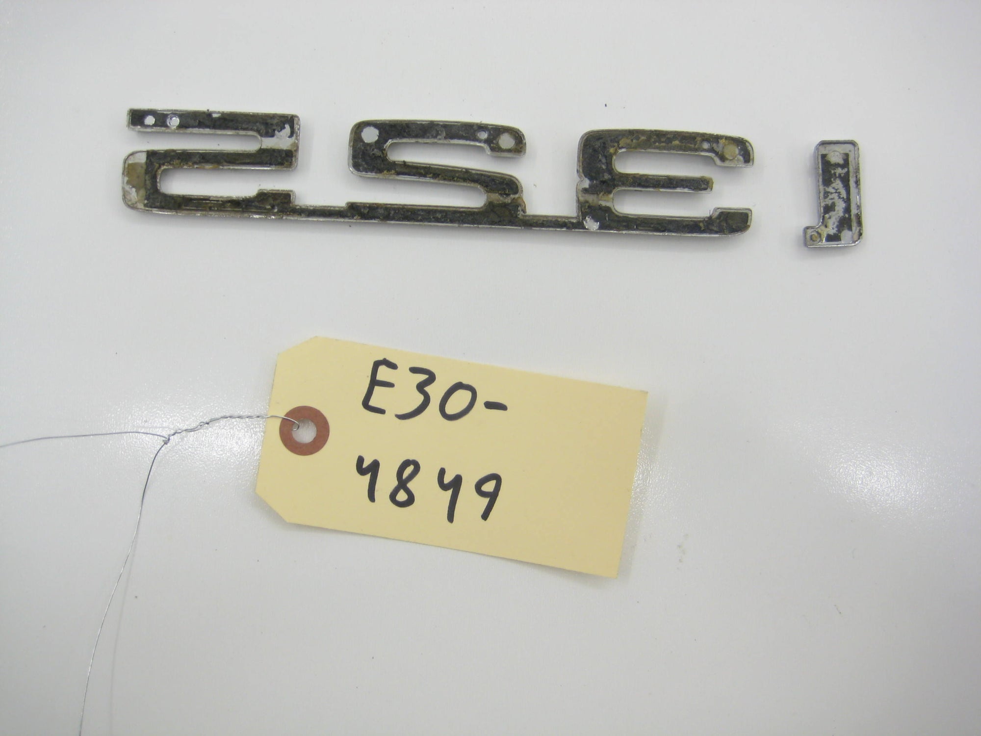 325i Trunk Emblem