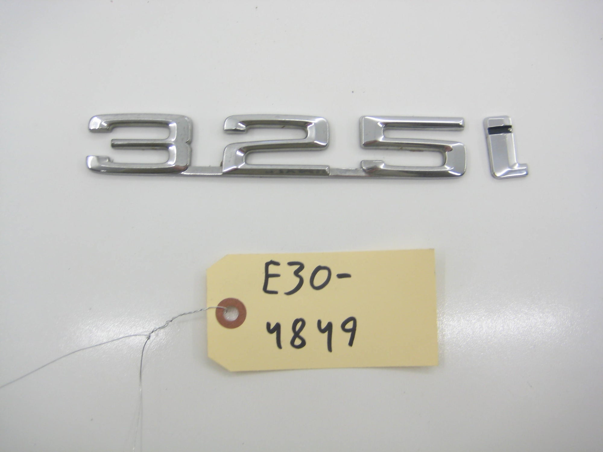 325i Trunk Emblem