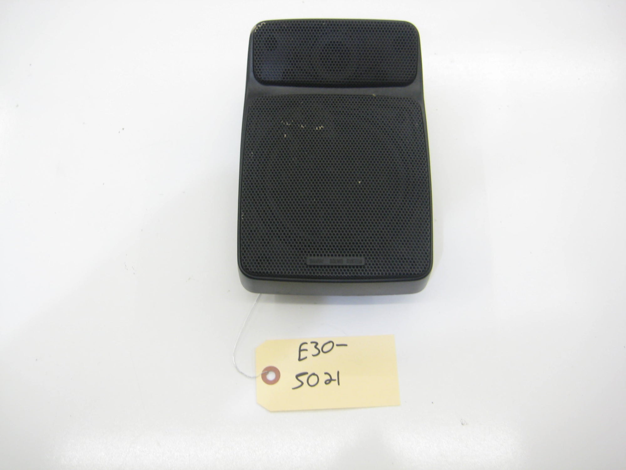 Rear Premium Sound Speaker