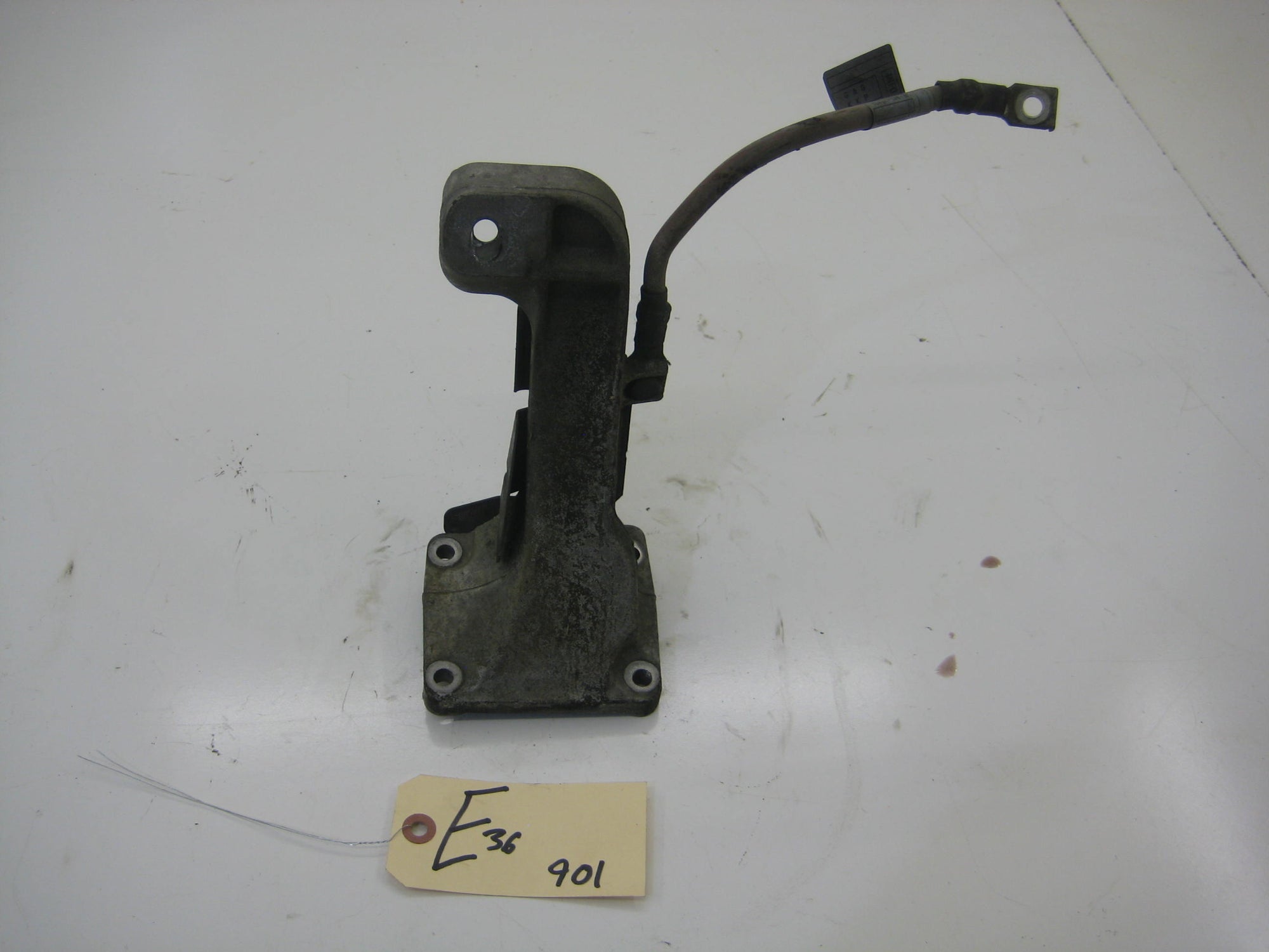 M50 Passenger Engine Mount Arm