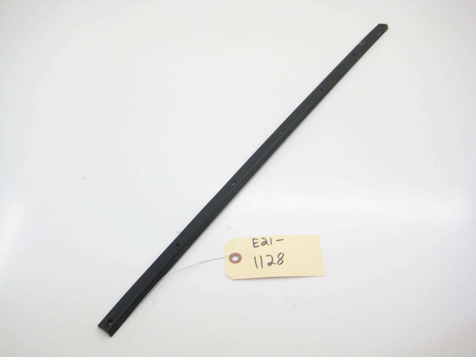 Sunroof Forward Headliner Trim Clamp