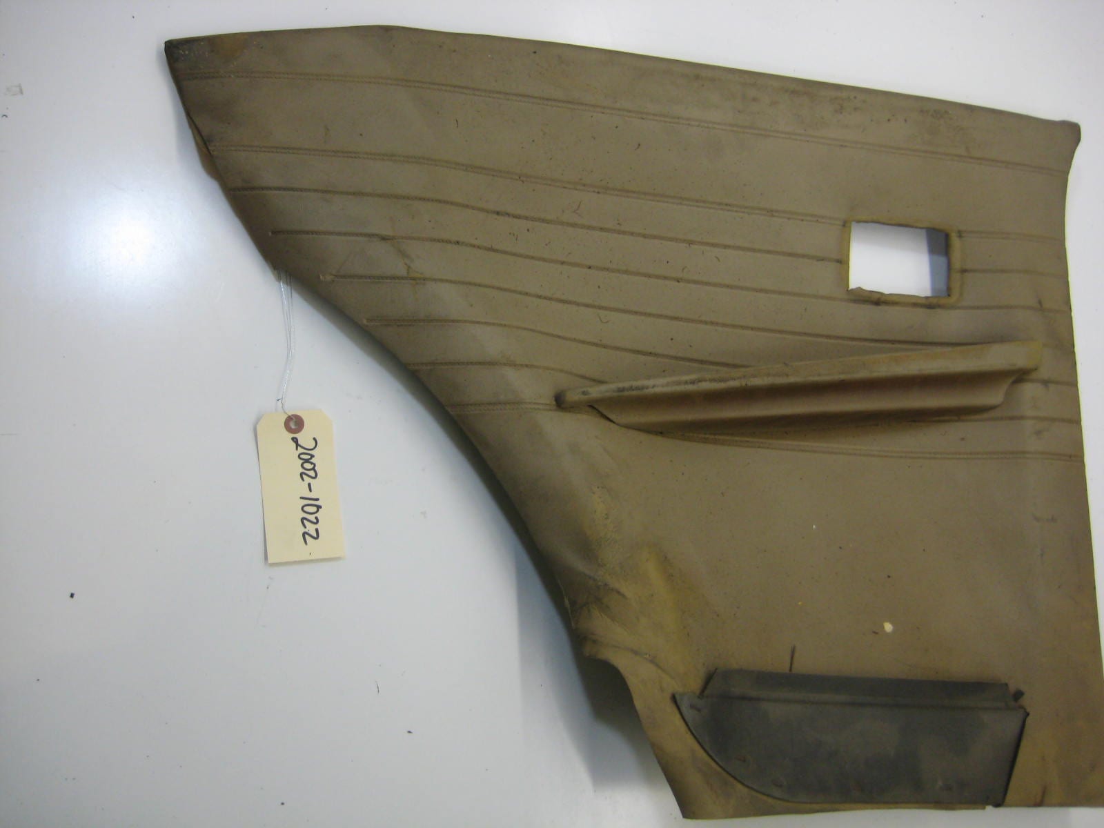 bmw 2002 2002tii e10 driver left rear interior panel missing ashtray