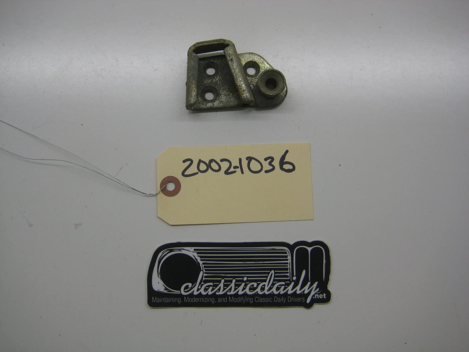 bmw 2002 2002tii e10 door catch on body