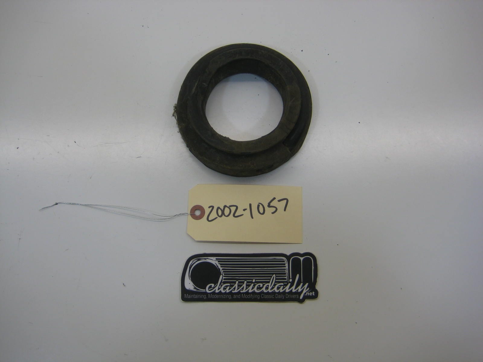 bmw 2002 2002tii e10 2 dot spring pad lower