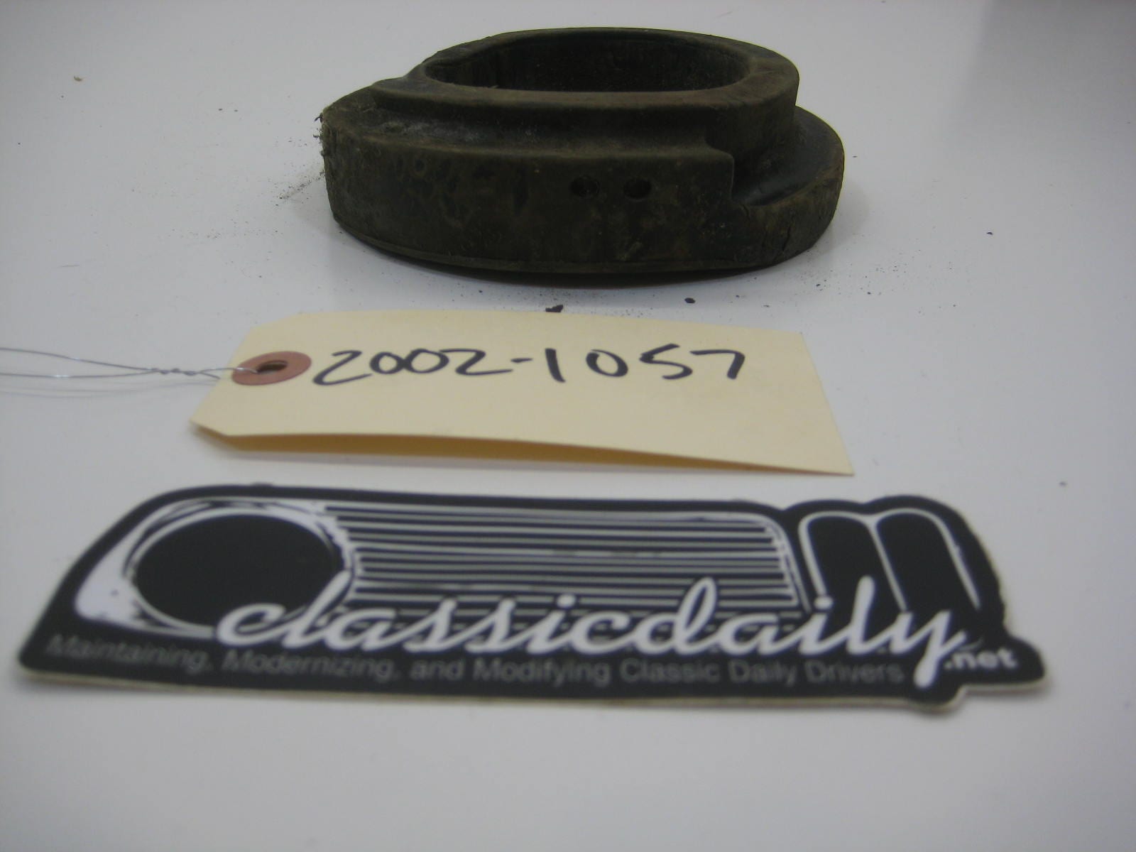 bmw 2002 2002tii e10 2 dot spring pad lower