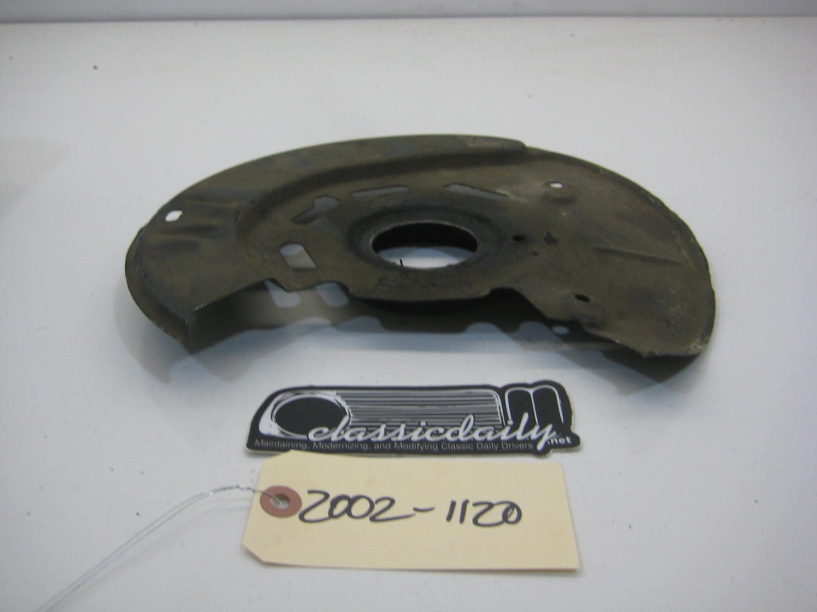 bmw 2002 2002tii e10 front backing plate dust shield