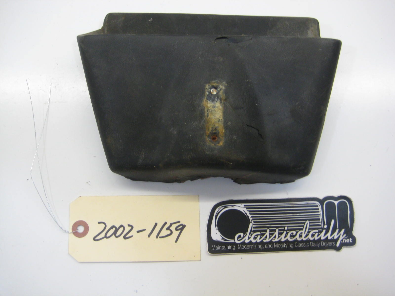 bmw 2002 2002tii e10 above steering column pad bump