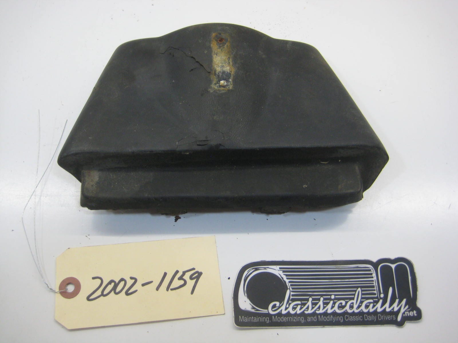 bmw 2002 2002tii e10 above steering column pad bump