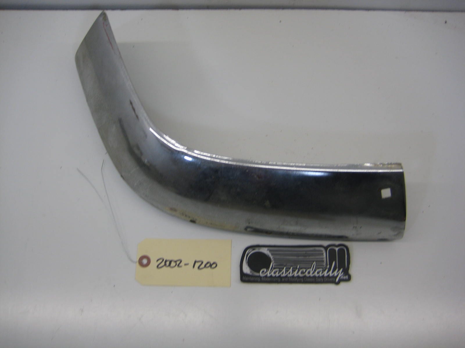 bmw 2002 2002tii e10 front drivers side metal bumper end