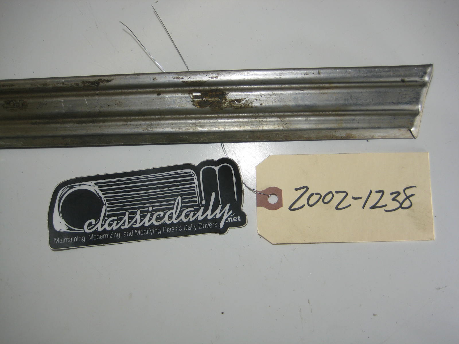 bmw 2002 2002tii e10 passenger lower rocker trim 2