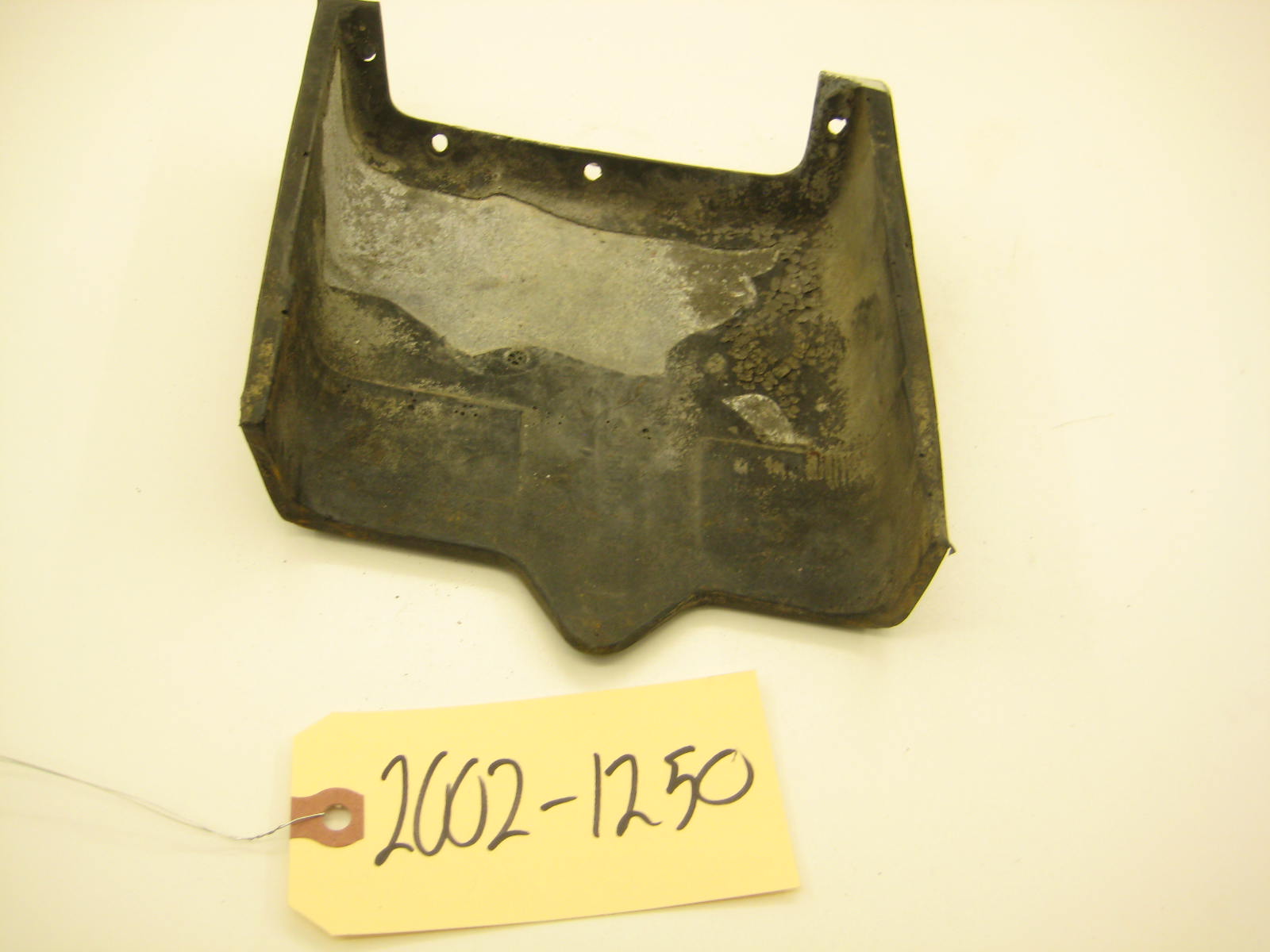 bmw 2002 2002tii e10 bumper shock cover 3