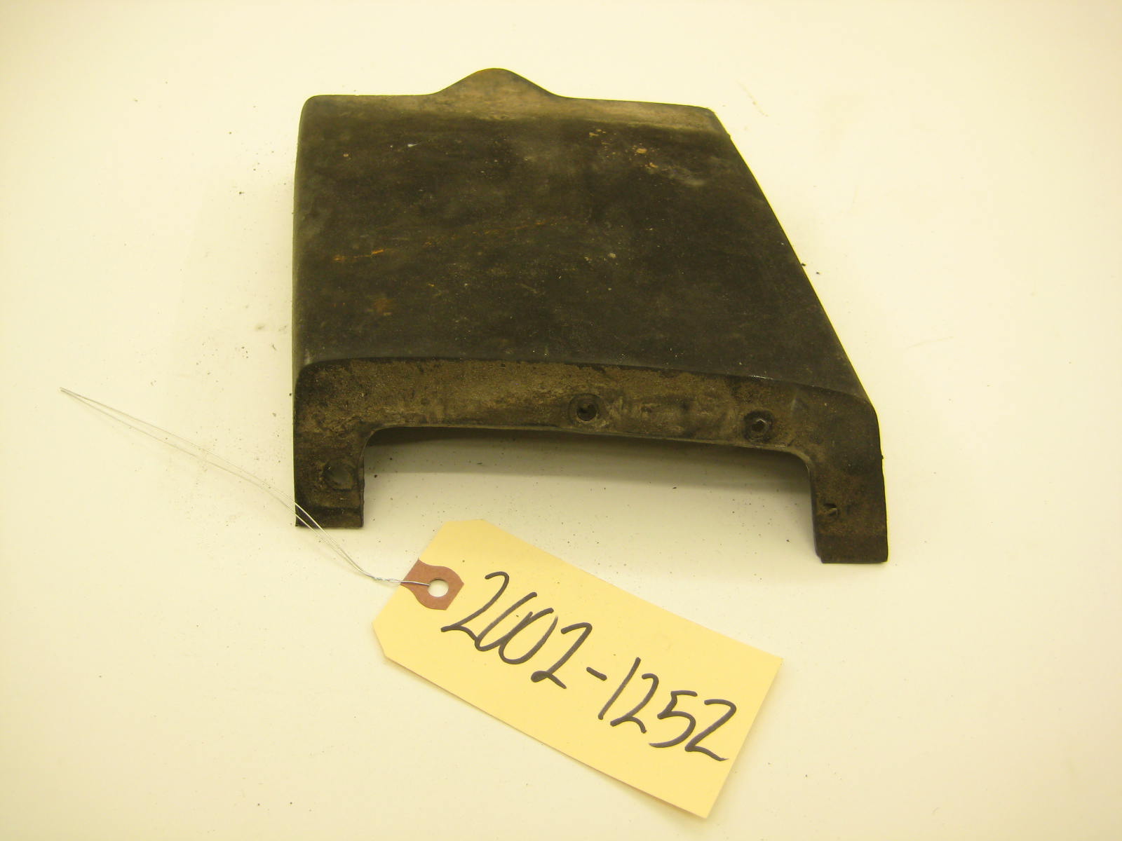 bmw 2002 2002tii e10 bumper shock cover 5