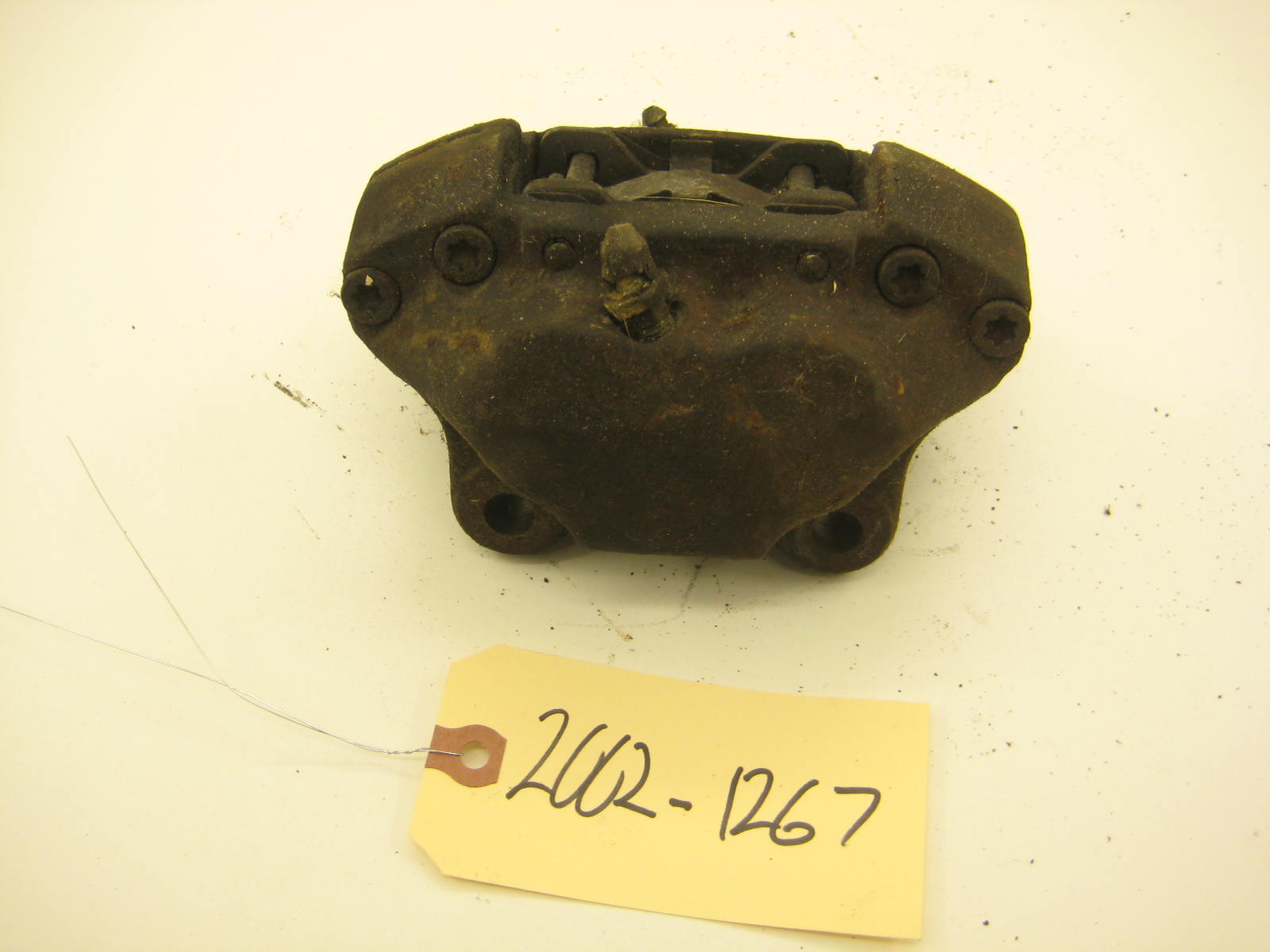 bmw 2002 2002tii e10 front passenger right caliper