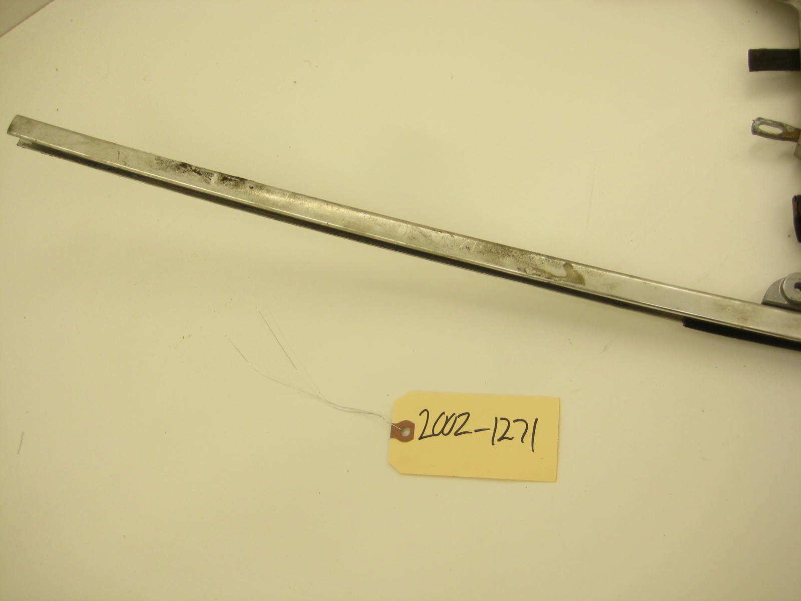 bmw 2002 2002tii e10 passenger right vent window