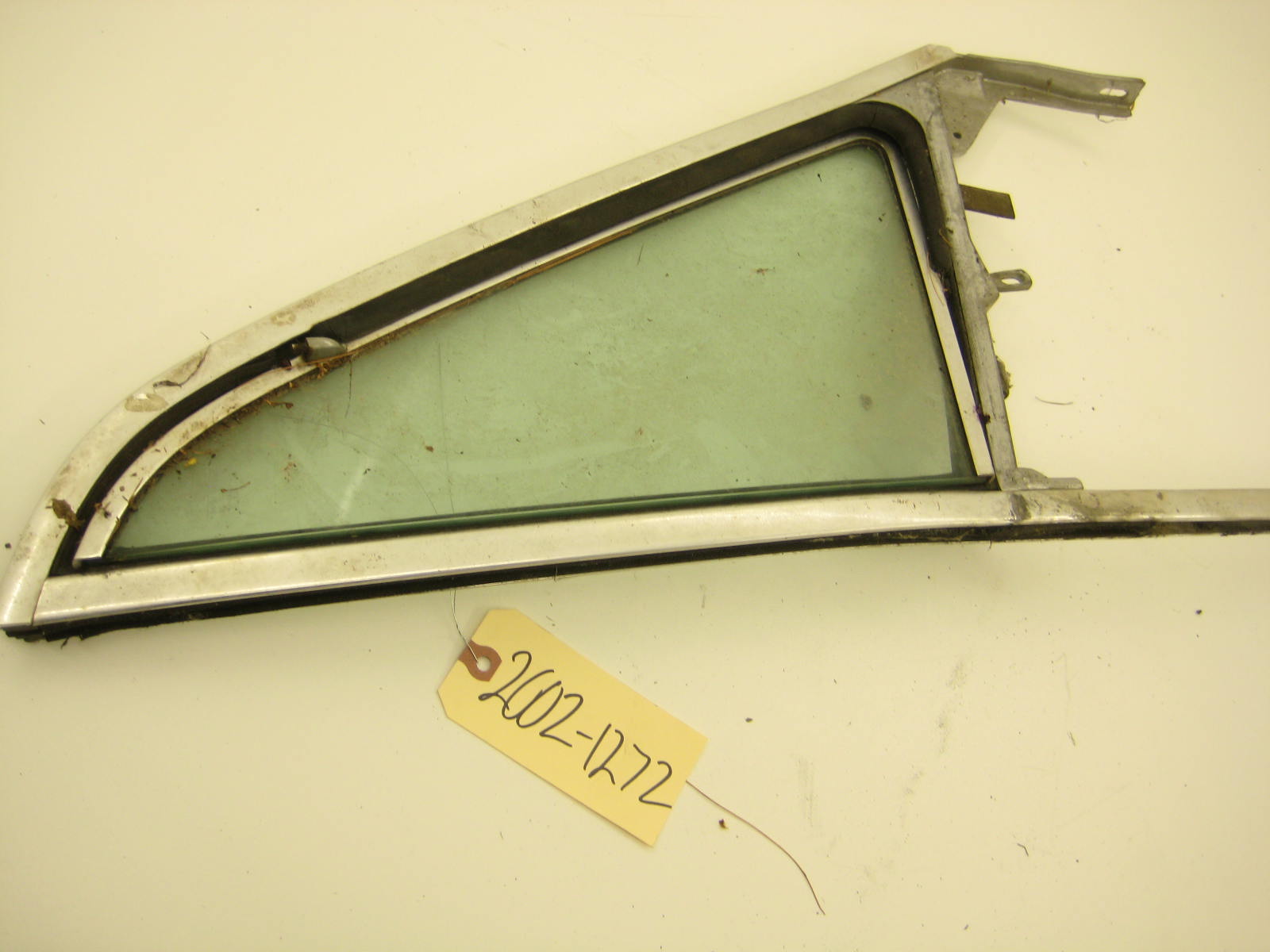 bmw 2002 2002tii e10 passenger right vent window 2