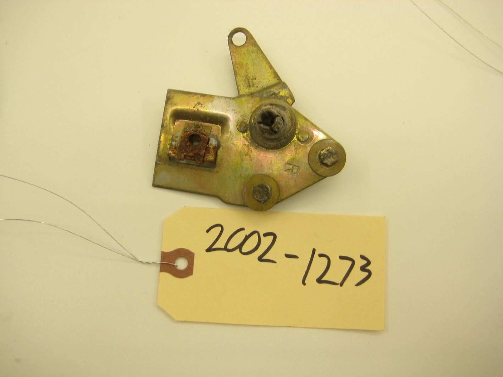 bmw 2002 2002tii e10 passenger door latch mechanism 2