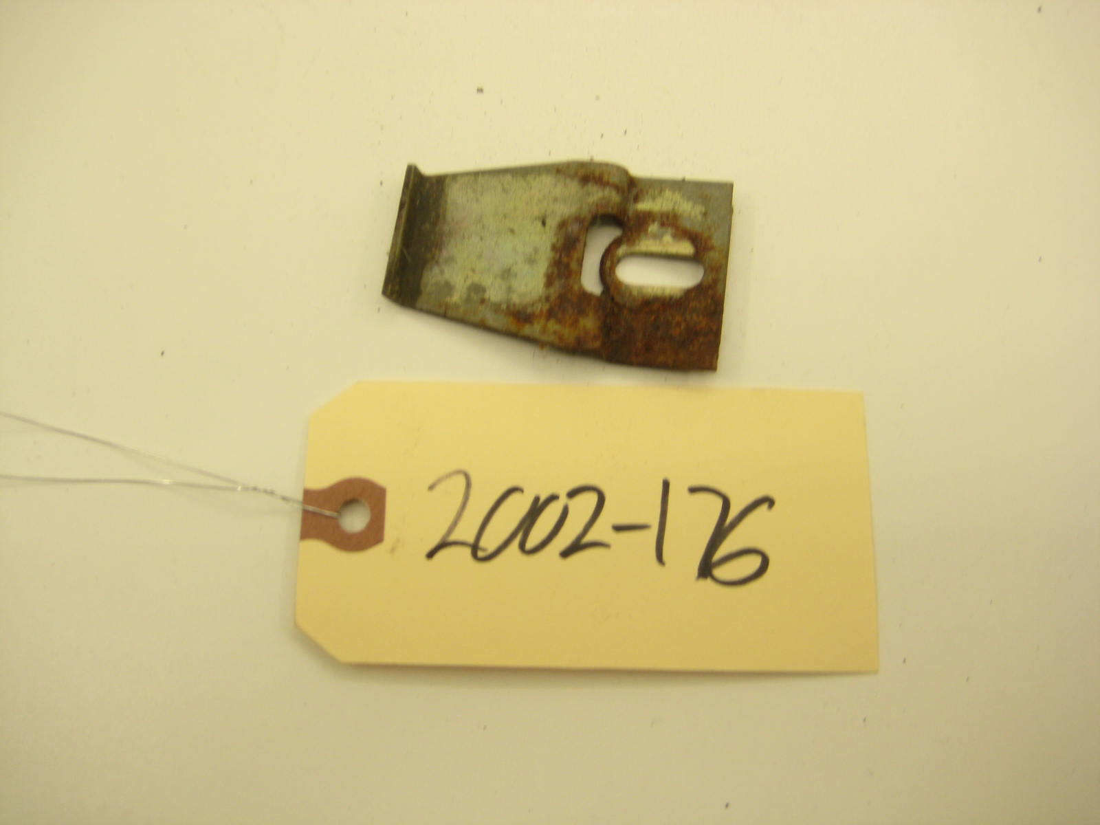 bmw 2002 2002tii e10 window stop bracket 2