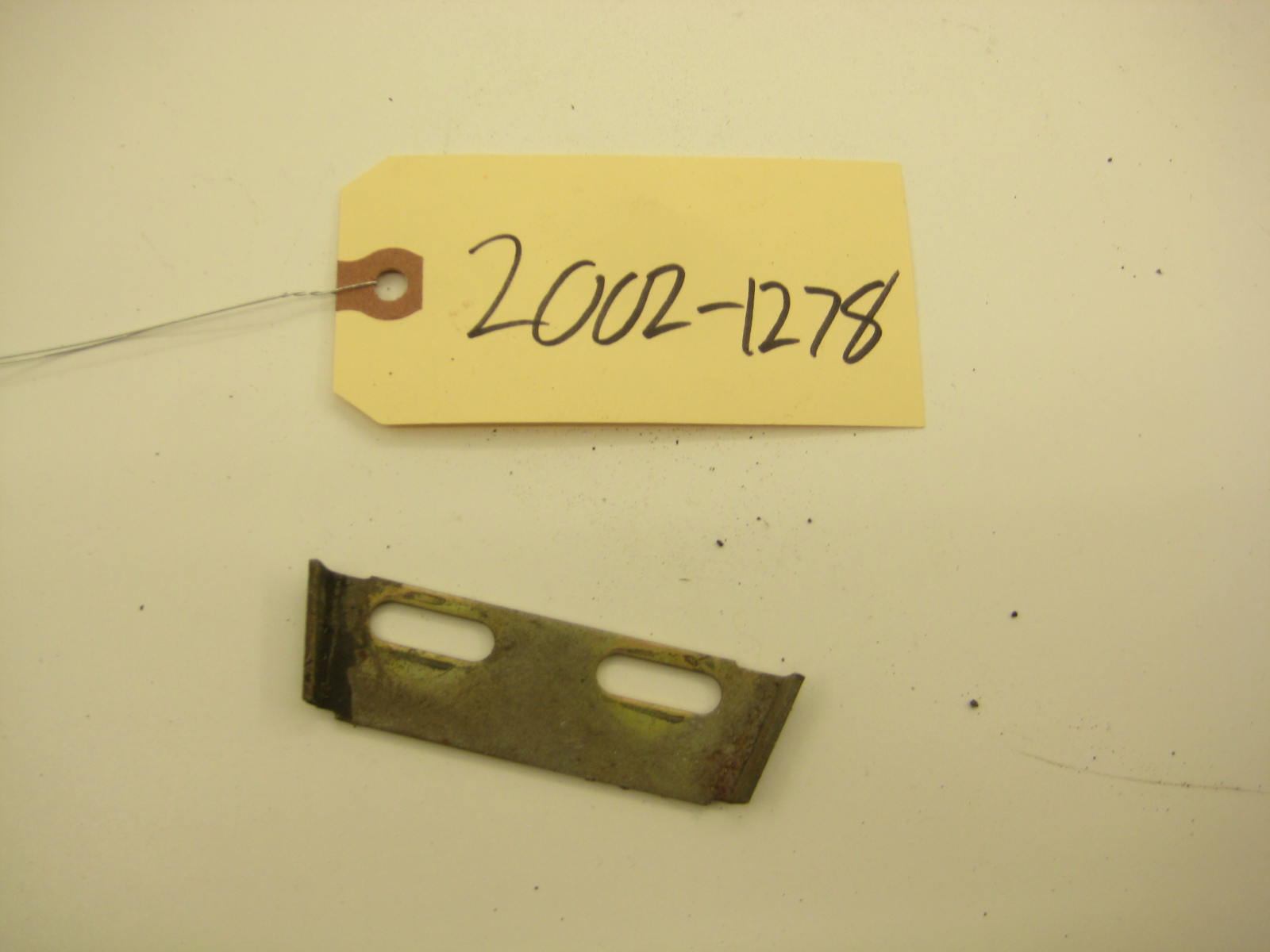 bmw 2002 2002tii e10 window stop bracket 3