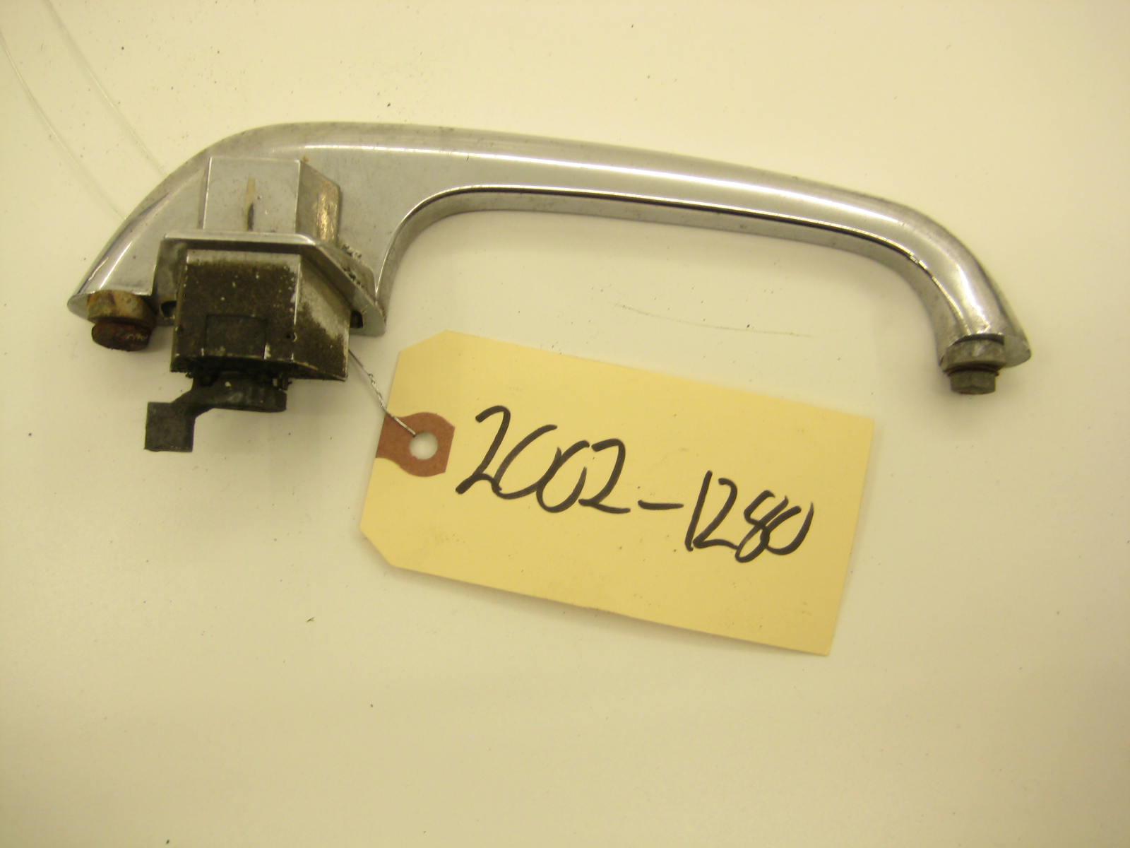 bmw 2002 2002tii e10 passenger right exterior door handle