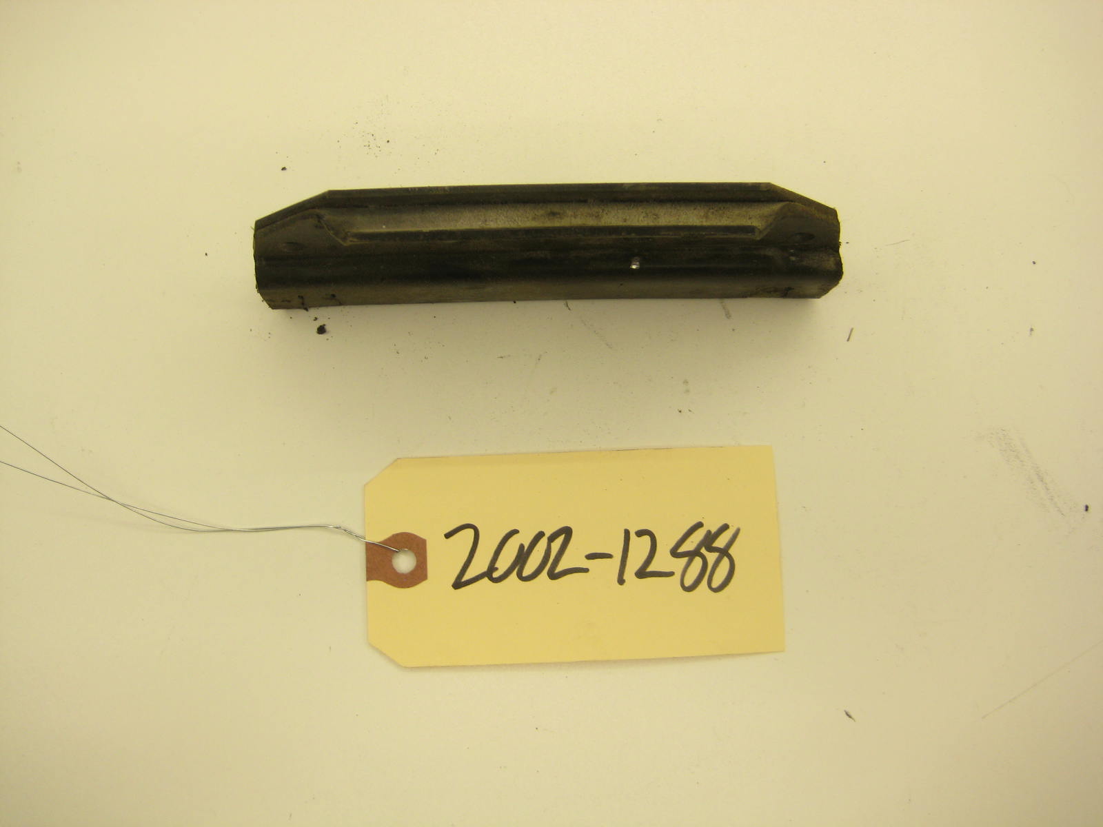 bmw 2002 2002tii e10 window slide bracket passenger