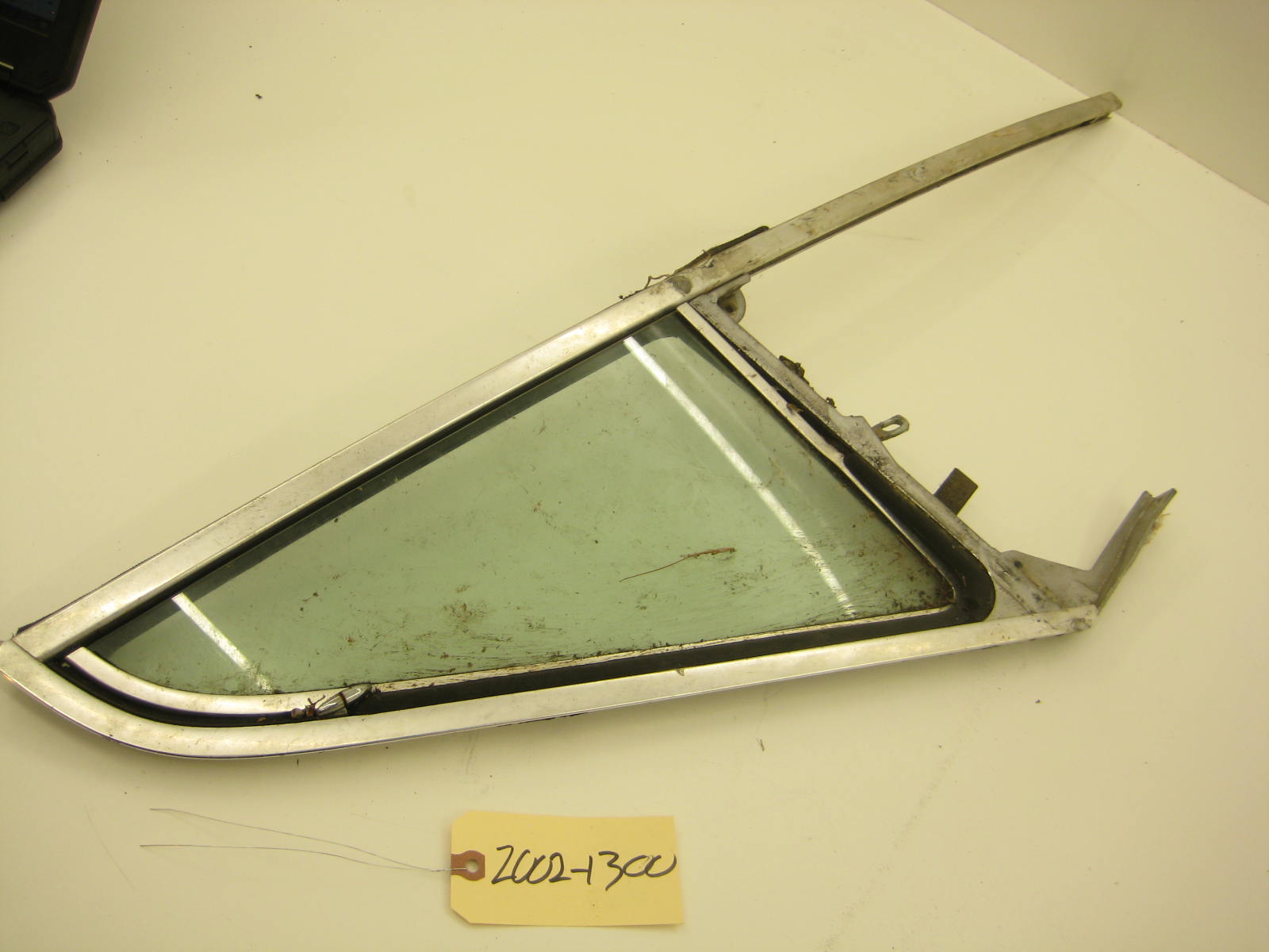 bmw 2002 2002tii e10 drivers side vent window 2