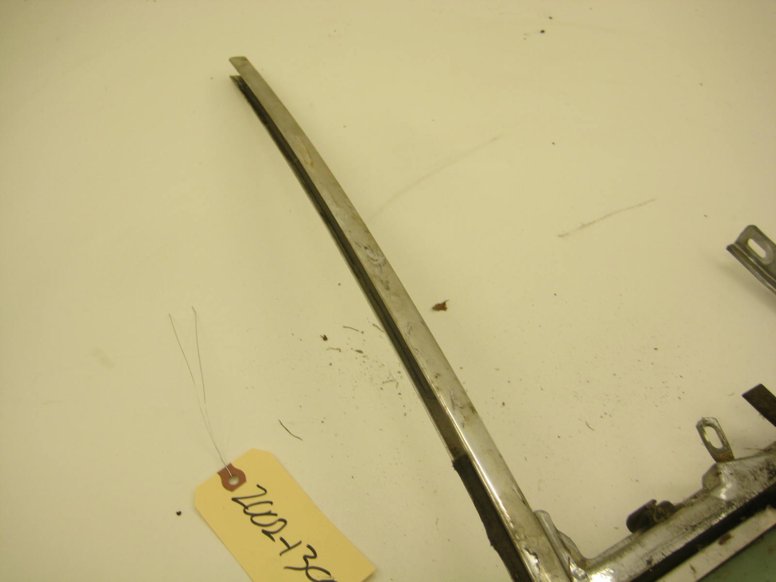 bmw 2002 2002tii e10 drivers side vent window 2
