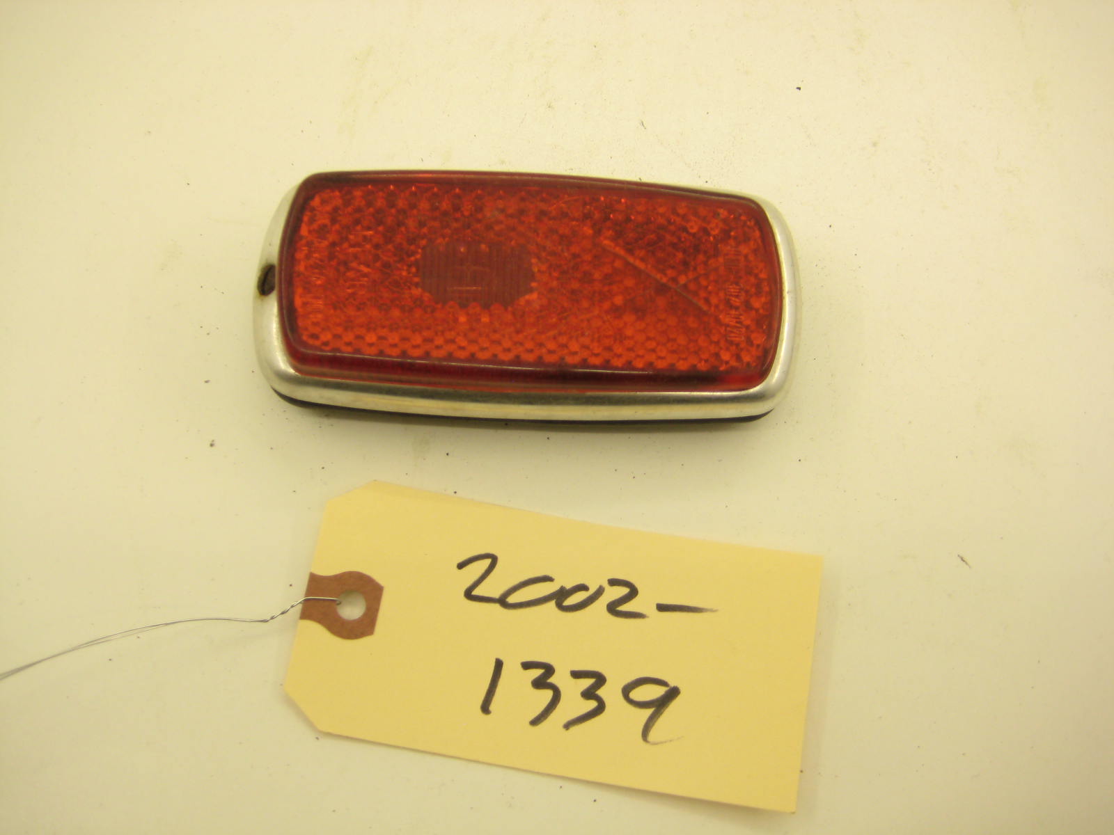 bmw 2002 2002tii e10 rear reflector 2