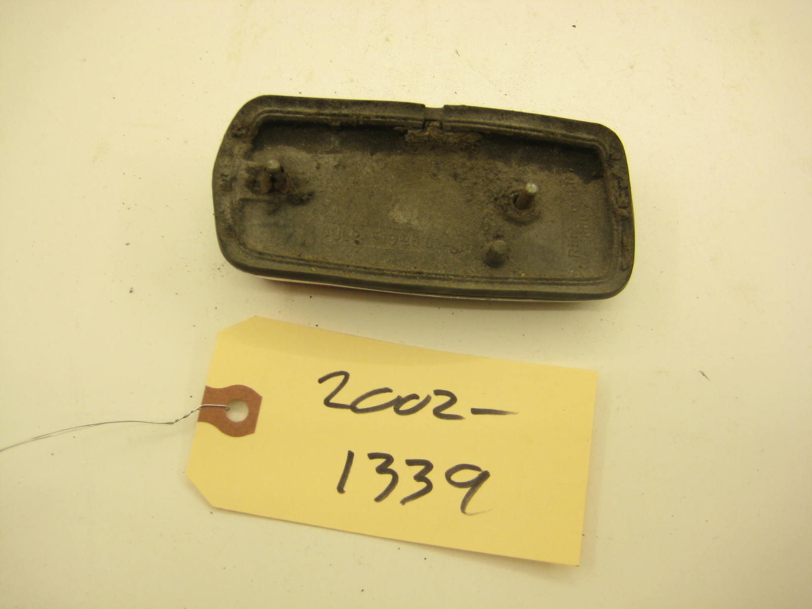 bmw 2002 2002tii e10 rear reflector 2