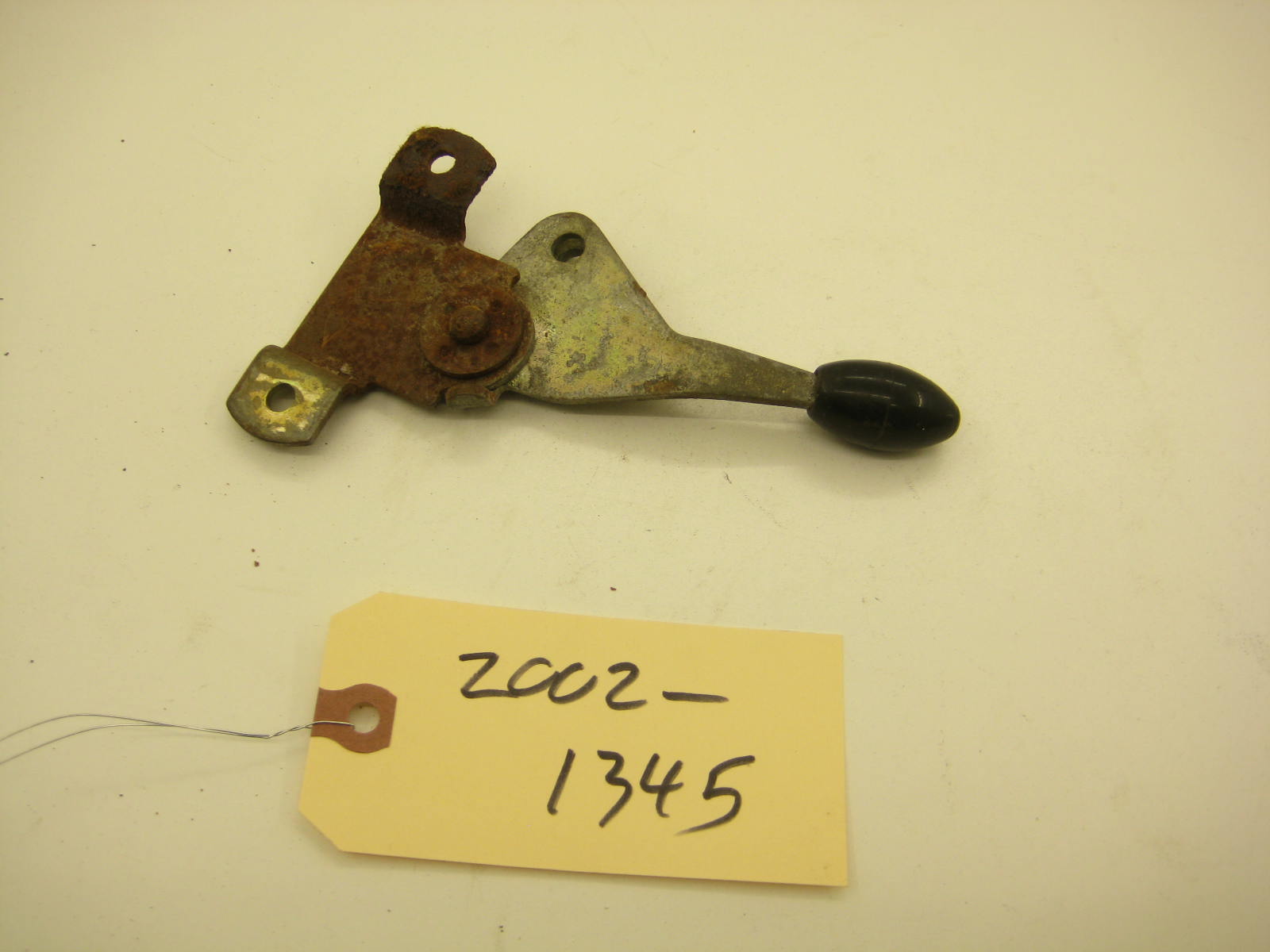bmw 2002 2002tii e10 hood release lever